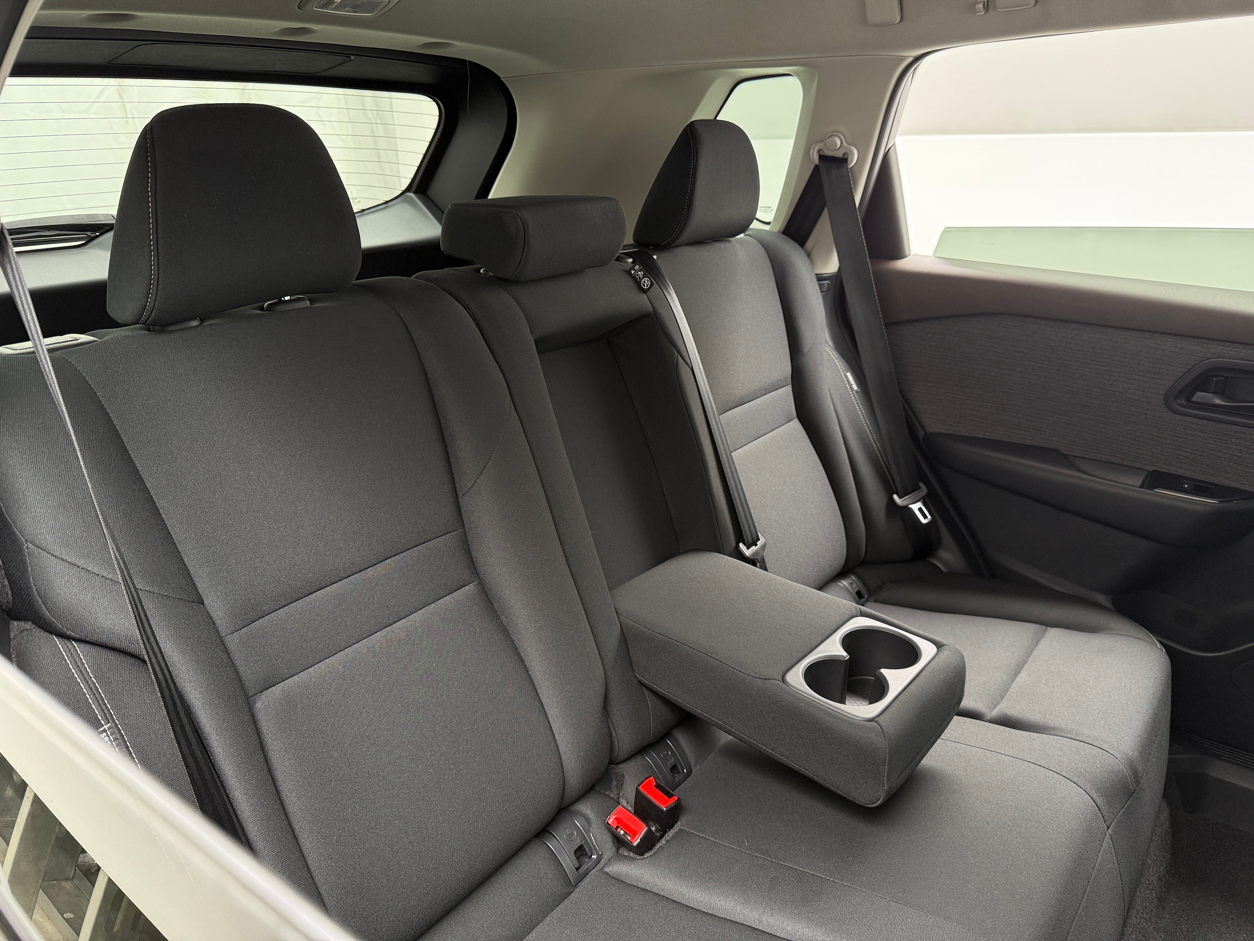 2023 Nissan Rogue S 6
