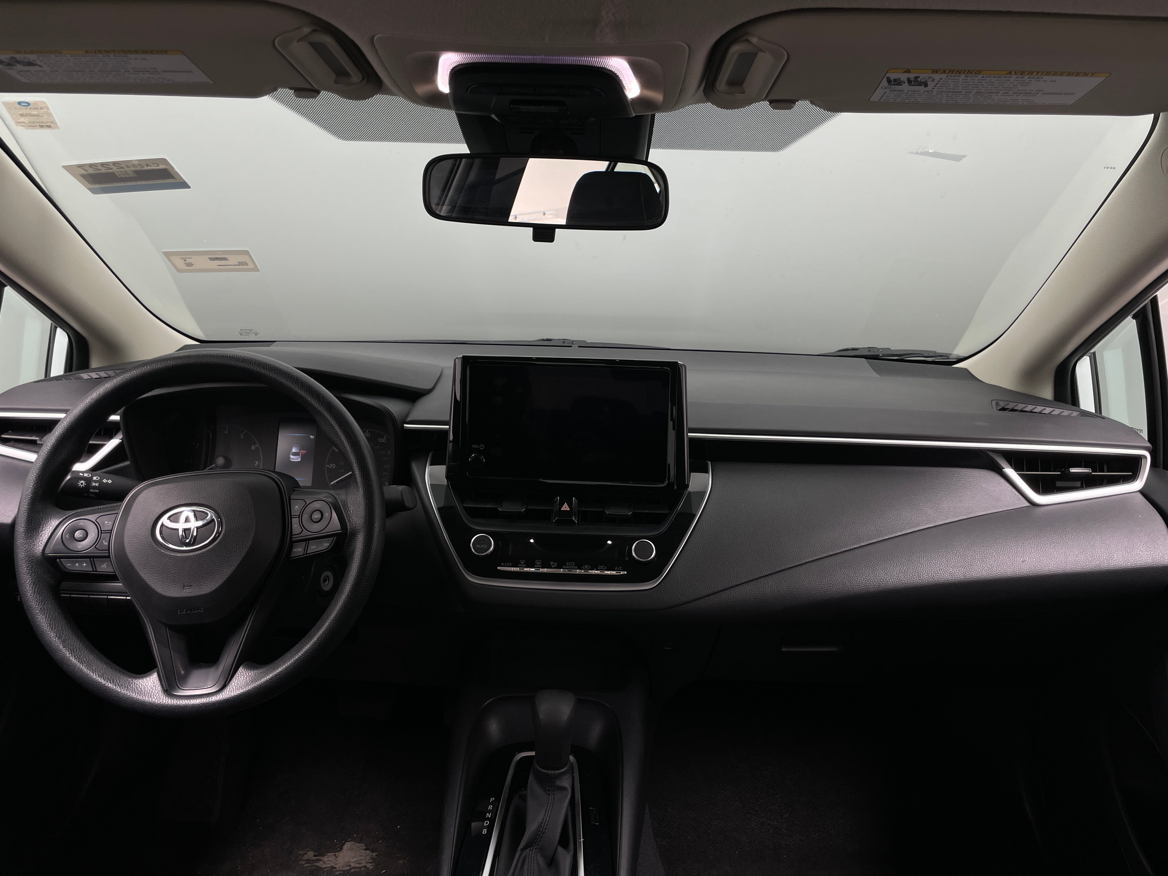 2023 Toyota Corolla LE 3