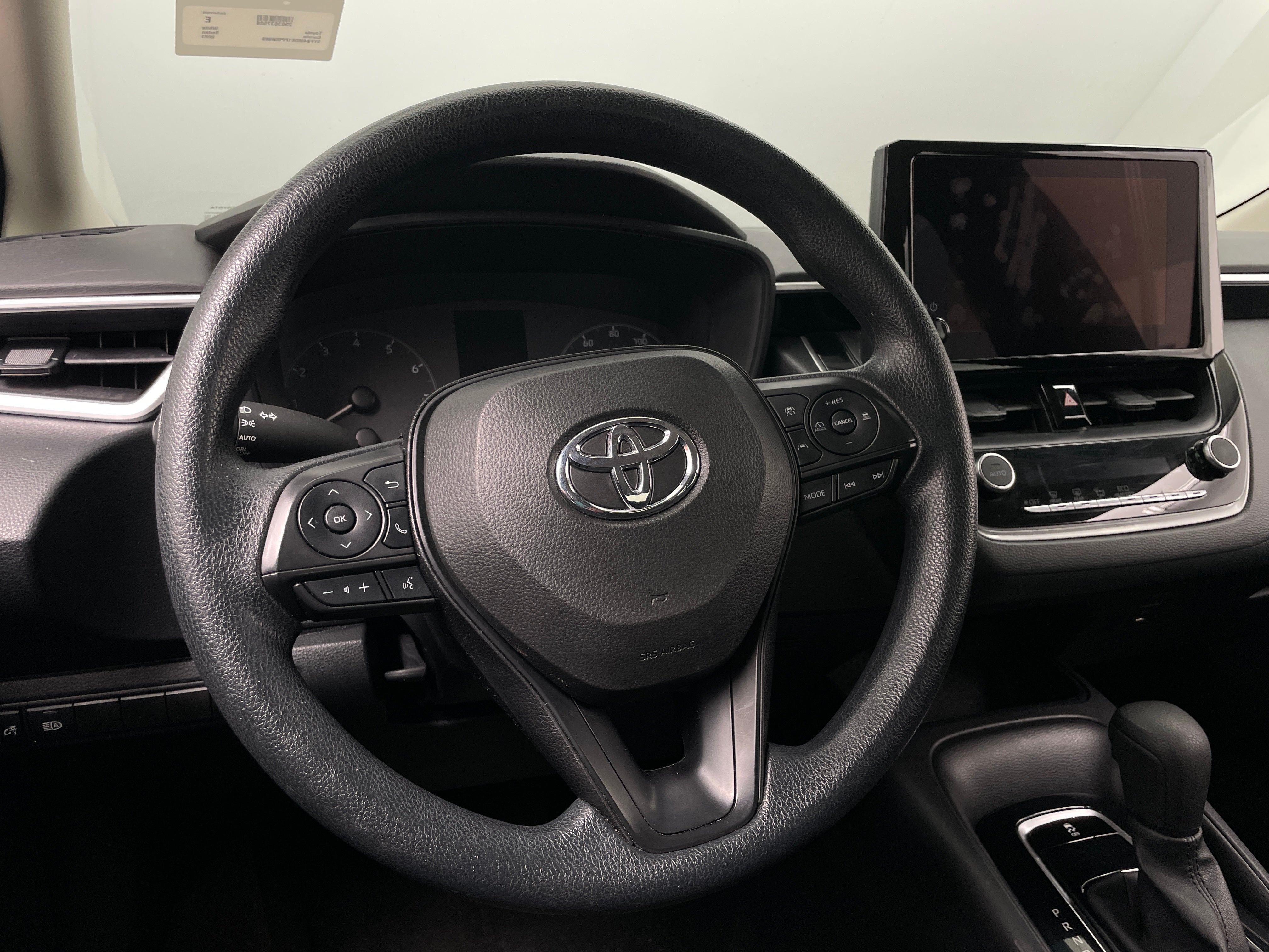 2023 Toyota Corolla LE 5