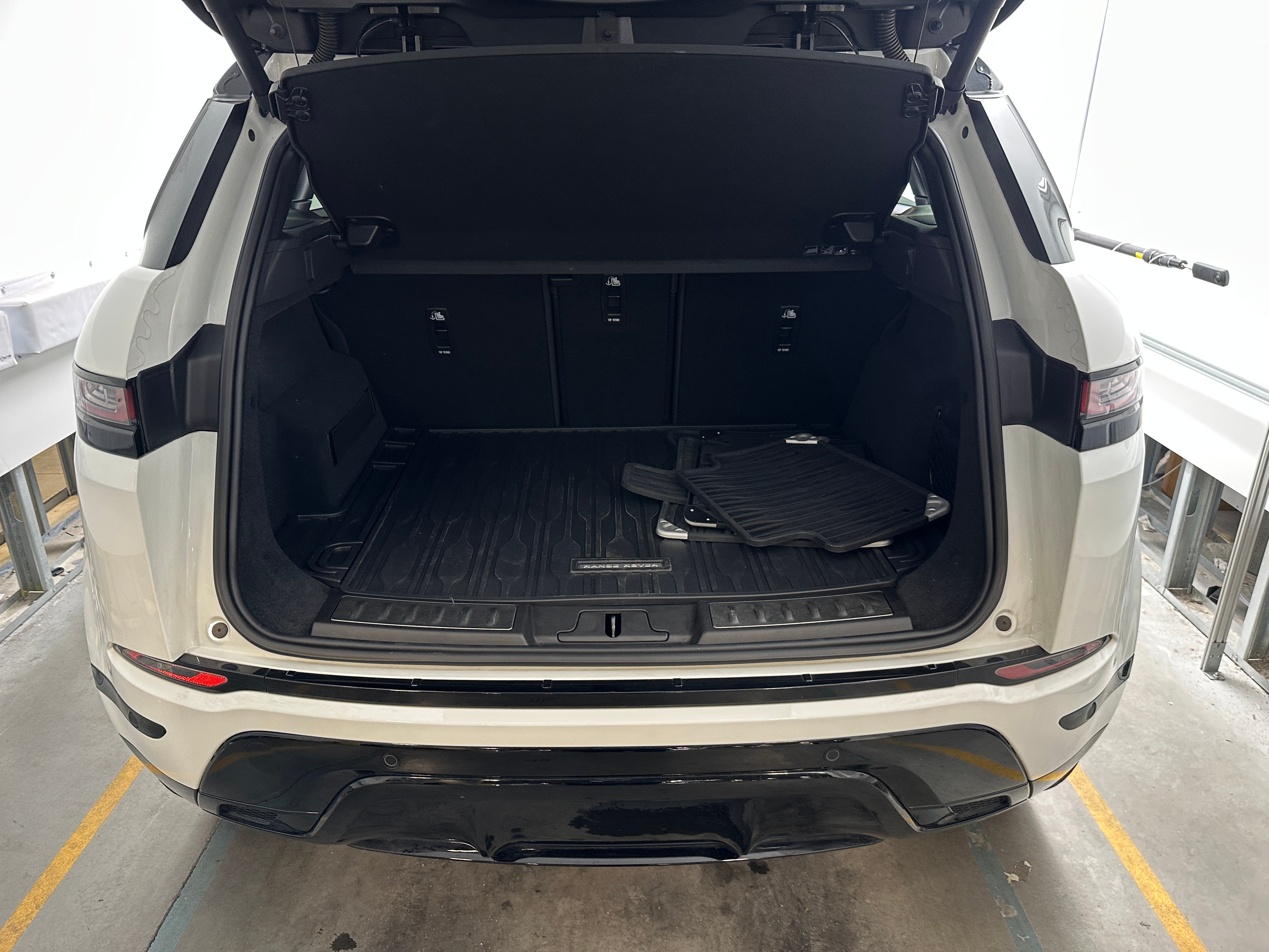 2023 Land Rover Range Rover Evoque R-Dynamic HST 6