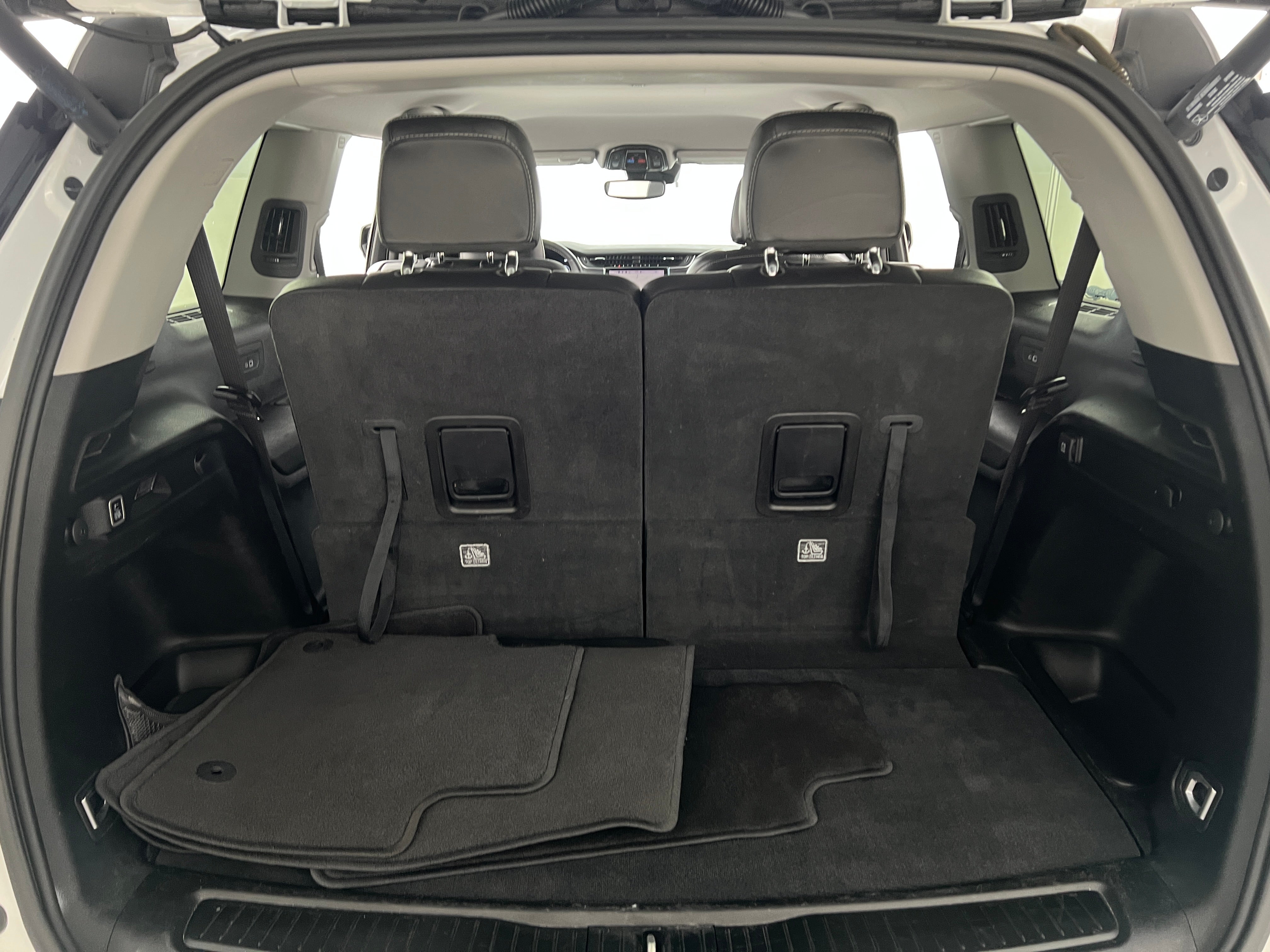 2023 Jeep Grand Cherokee L Limited Edition 6