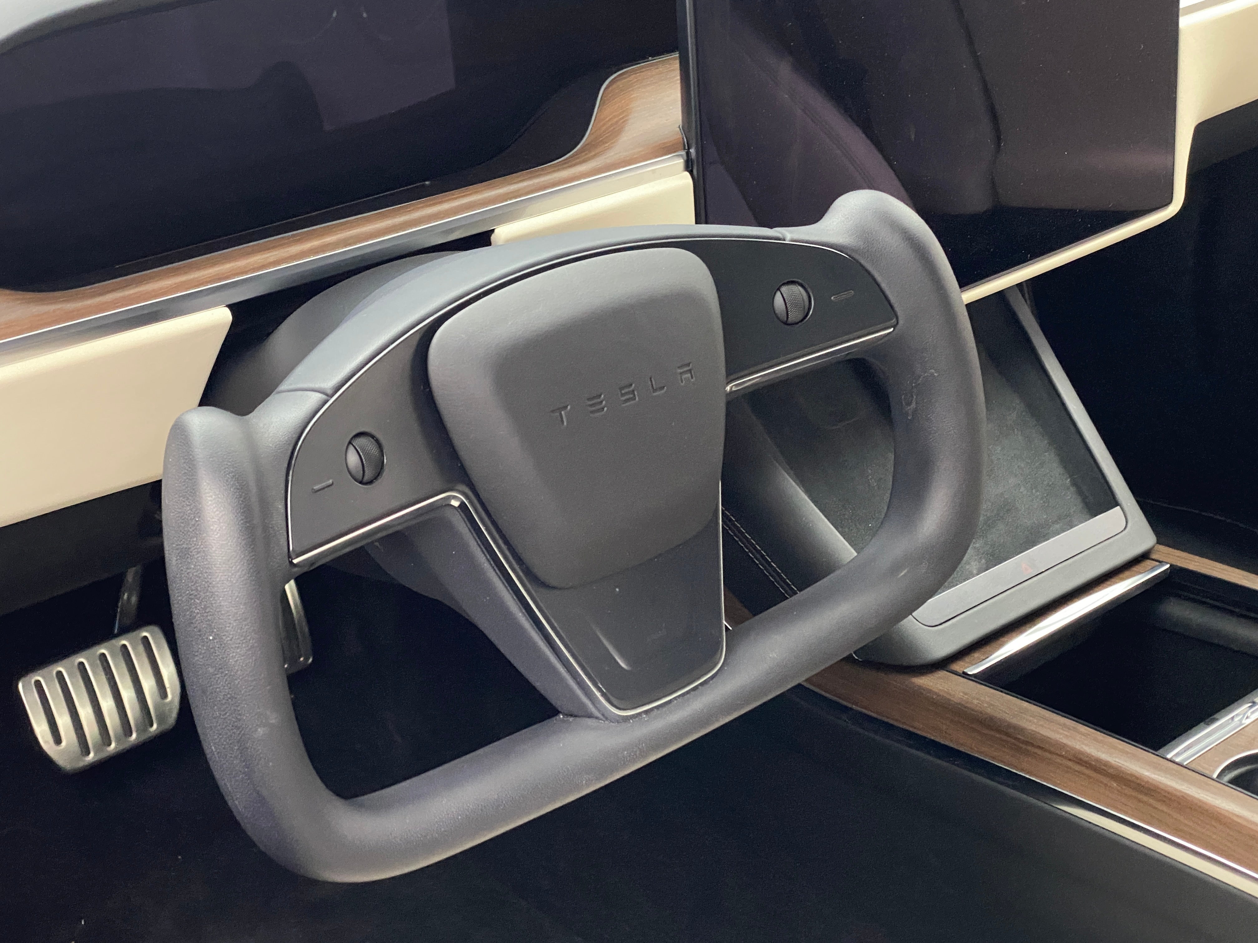 2022 Tesla Model S Long Range 3