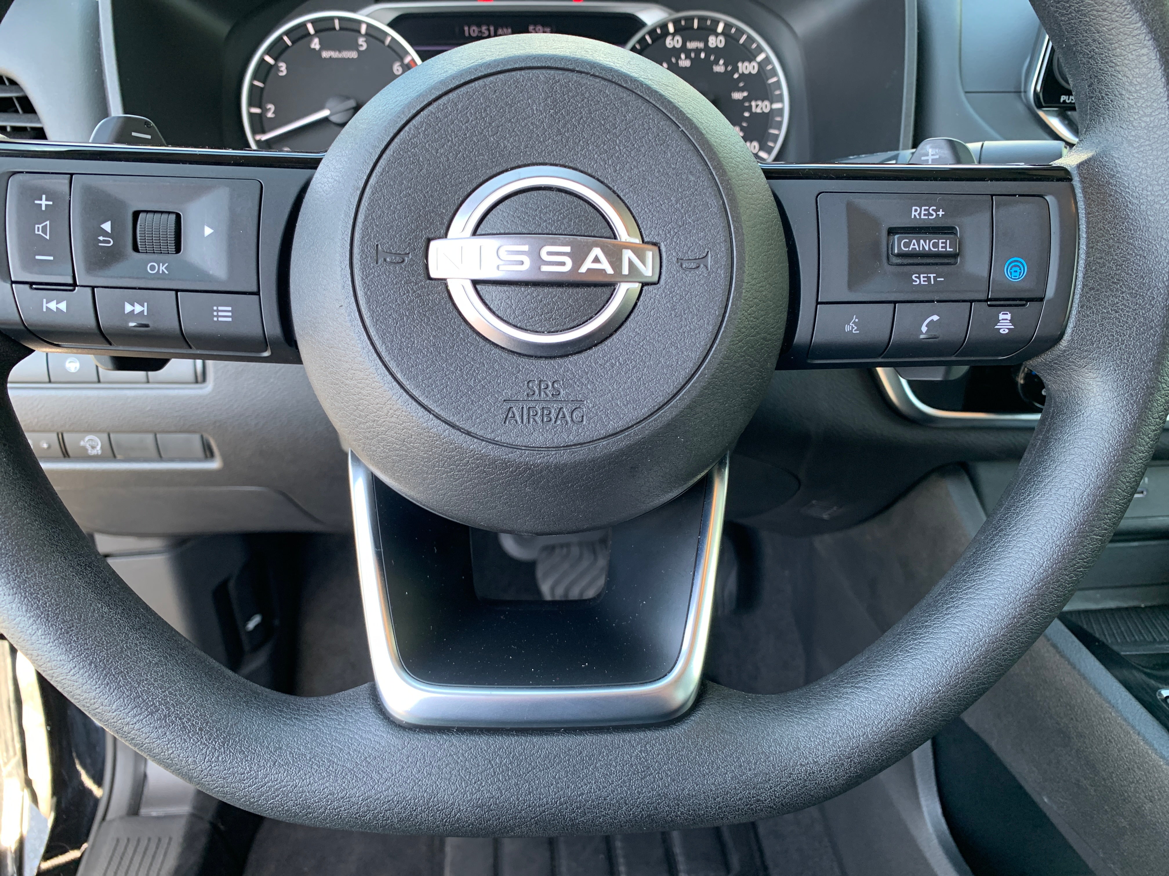 2023 Nissan Rogue SV 5