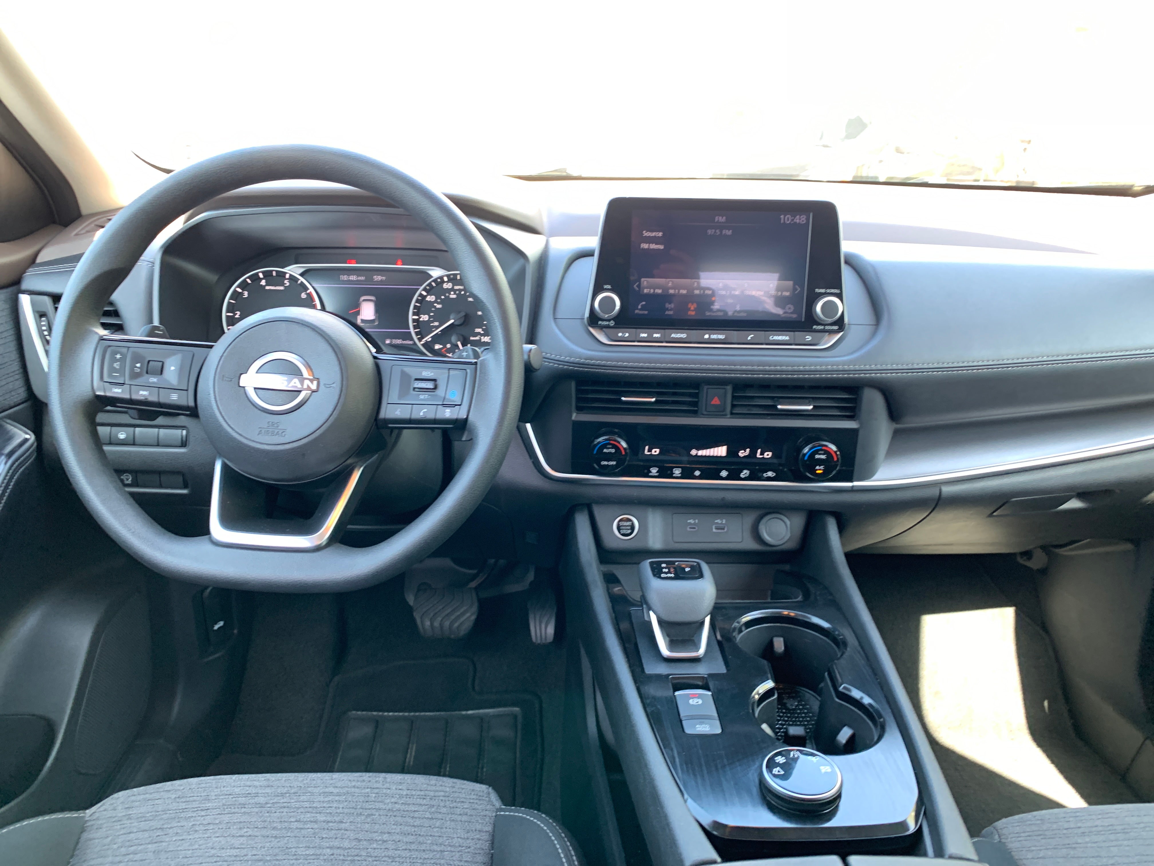 2023 Nissan Rogue SV 3