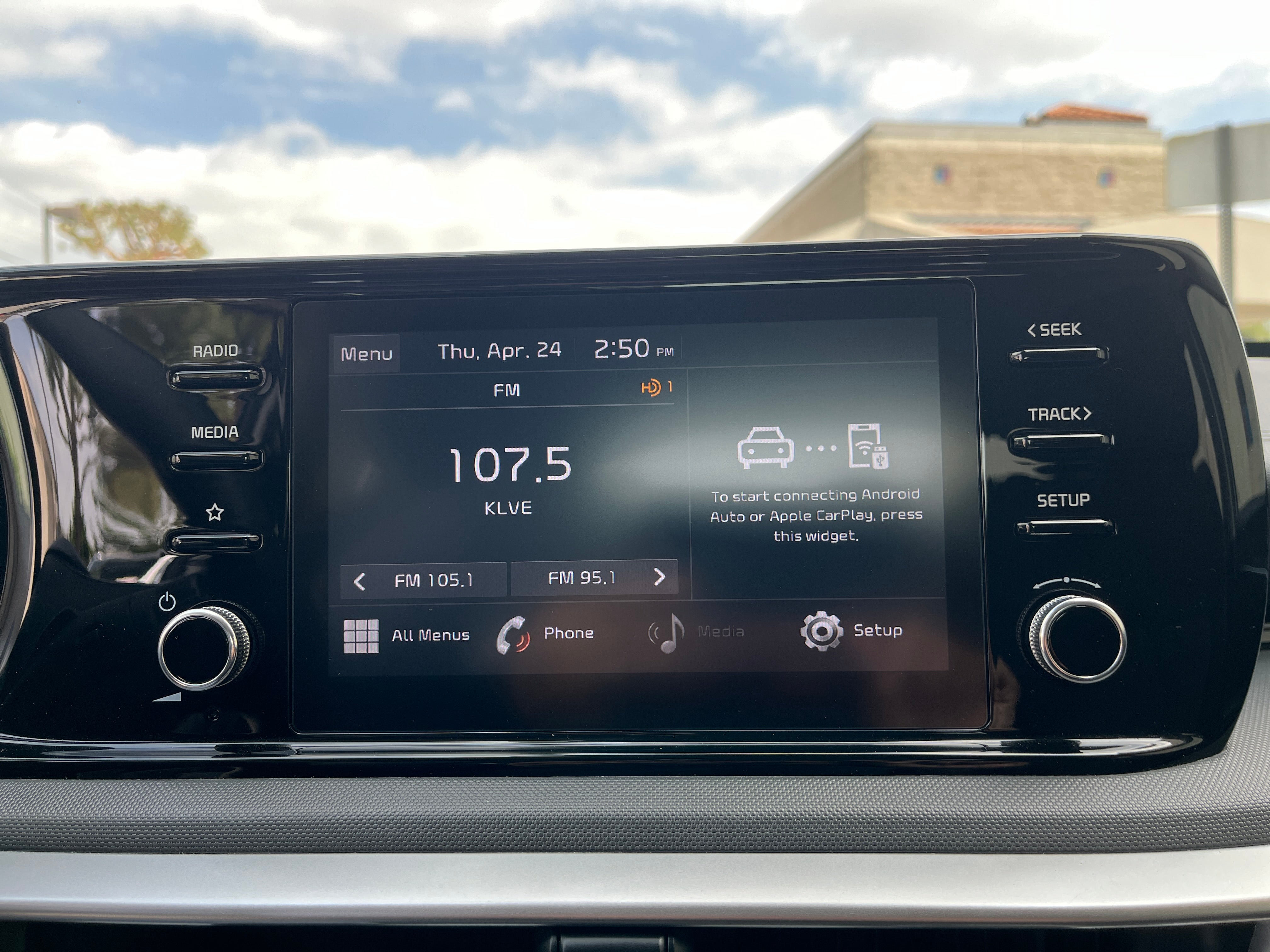 2023 Kia K5 LXS 4