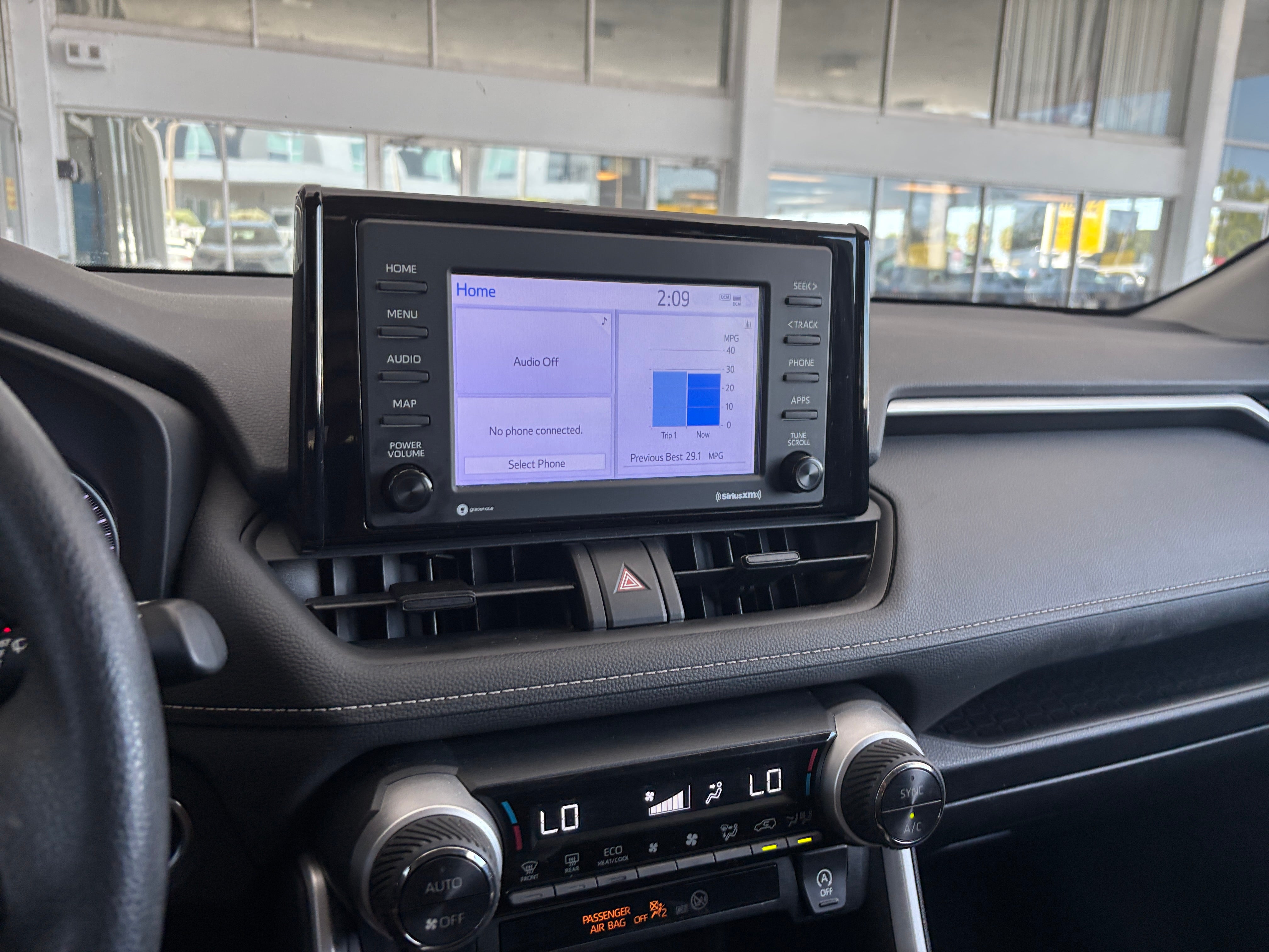 2021 Toyota RAV4 XLE 4