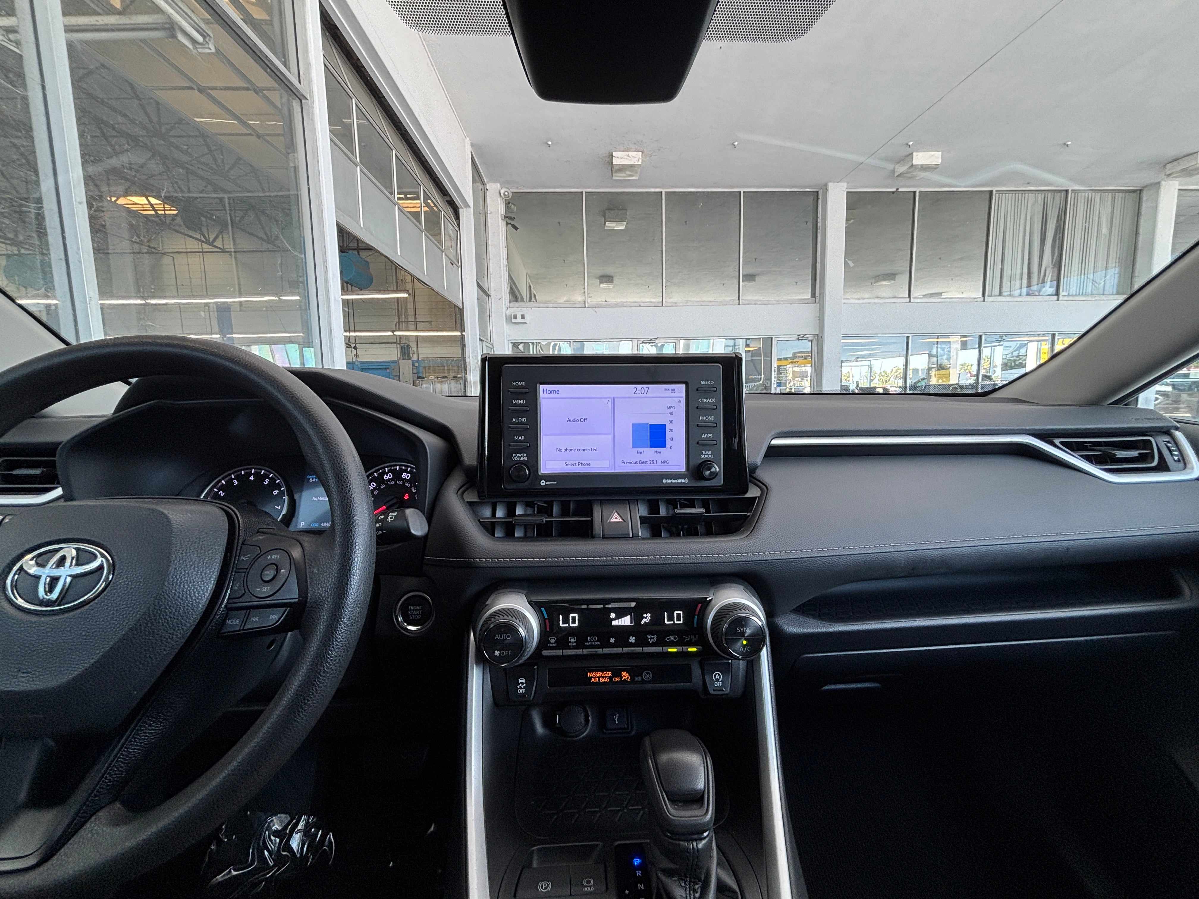2021 Toyota RAV4 XLE 3
