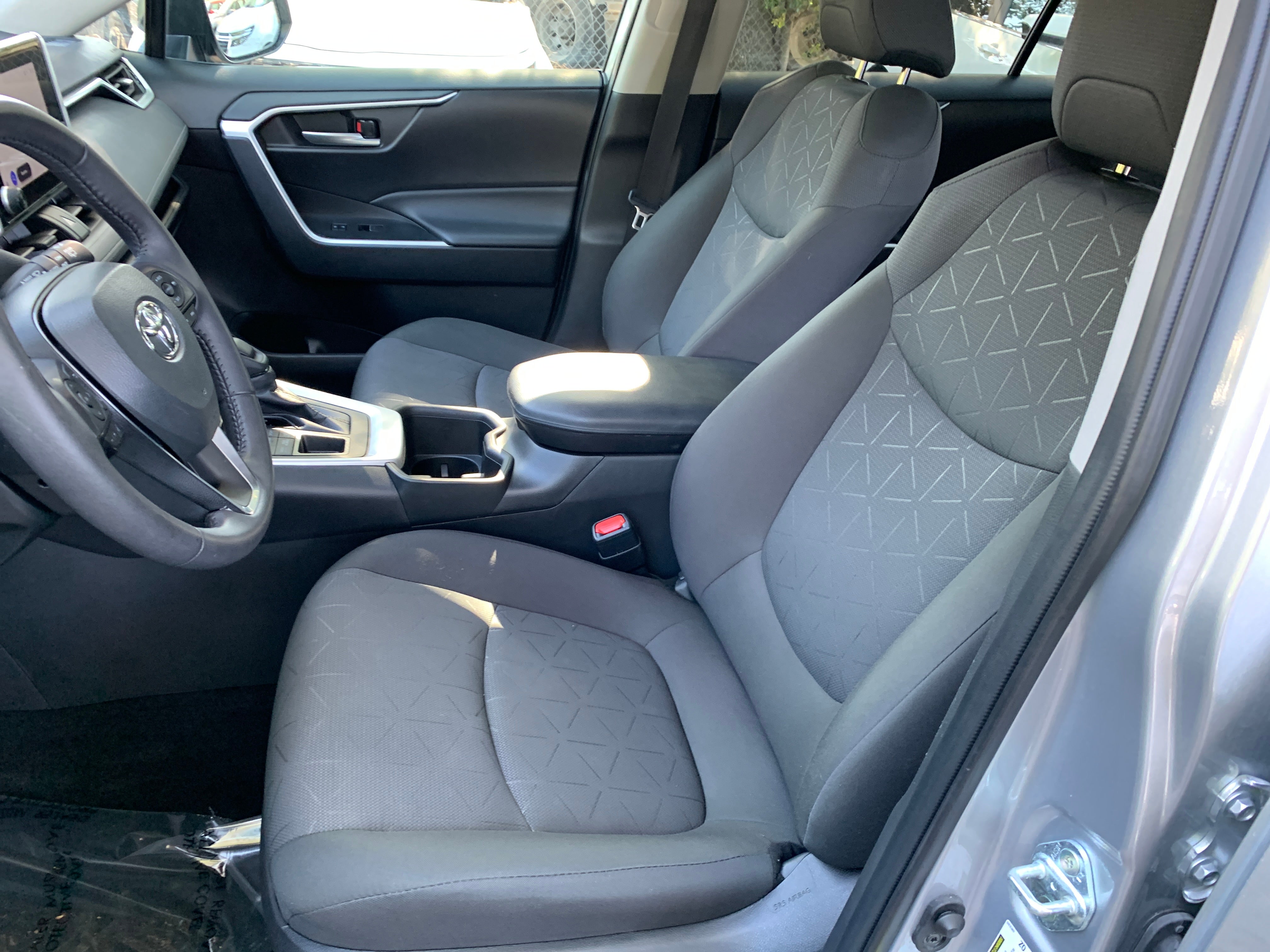 2024 Toyota RAV4 XLE 2
