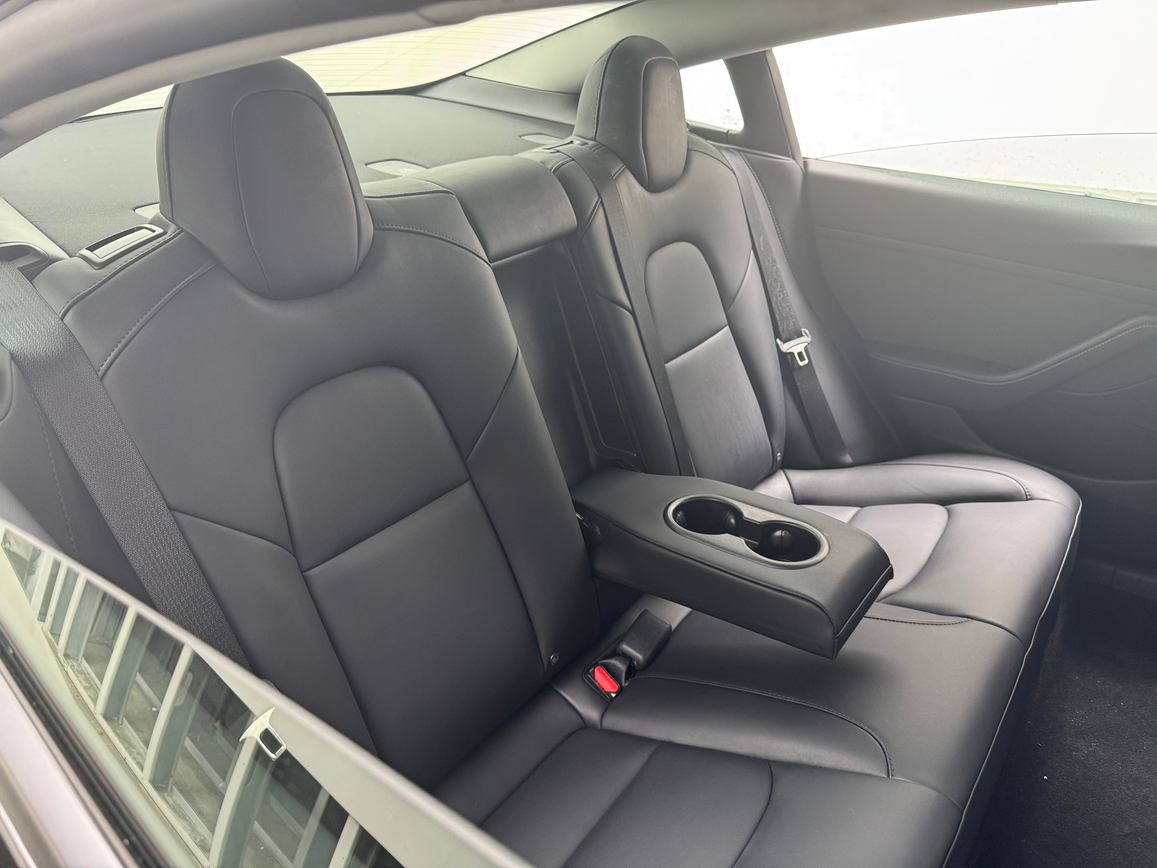 2023 Tesla Model 3 Standard Range 4