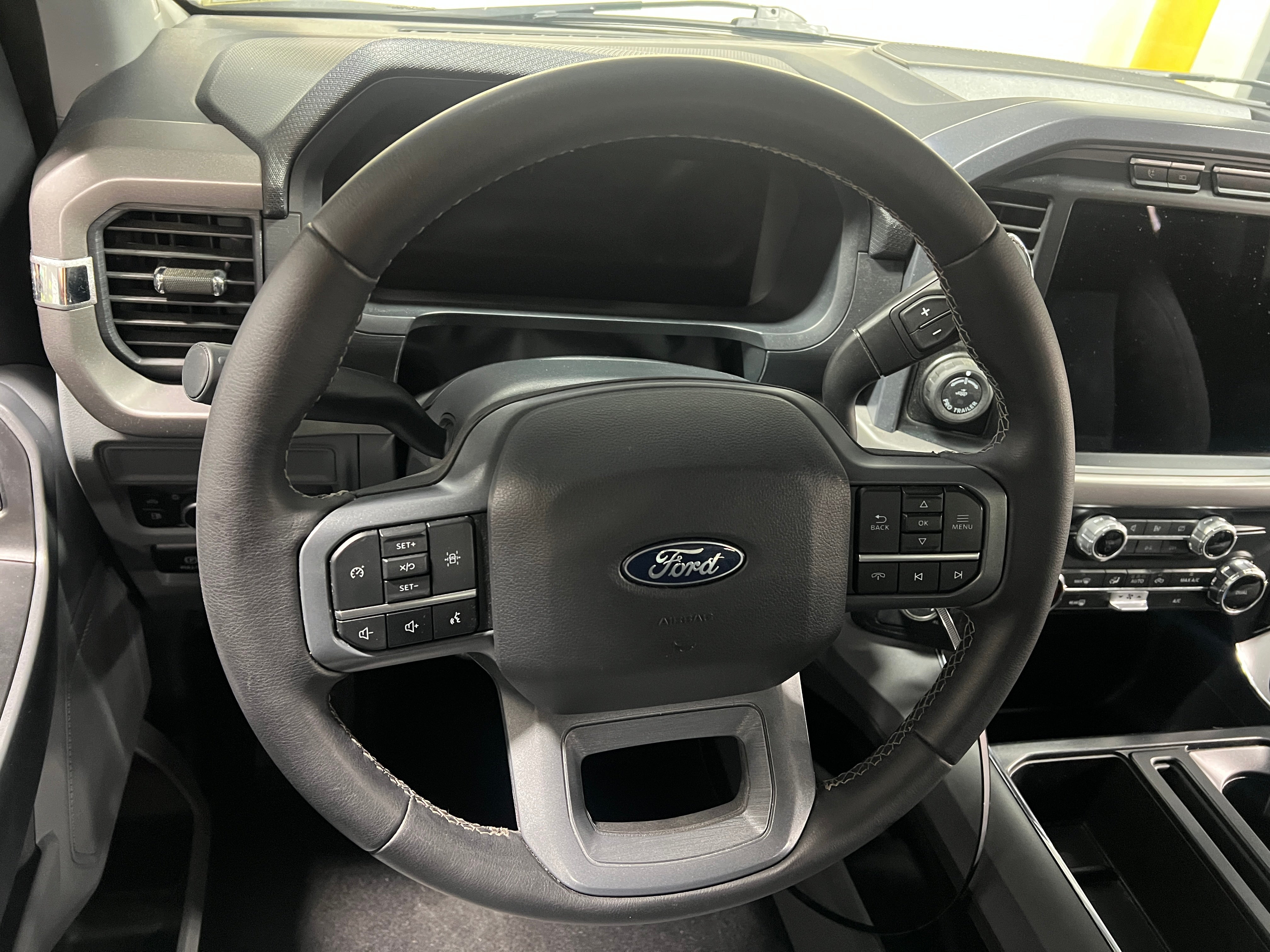 2024 Ford Econoline E-150 5