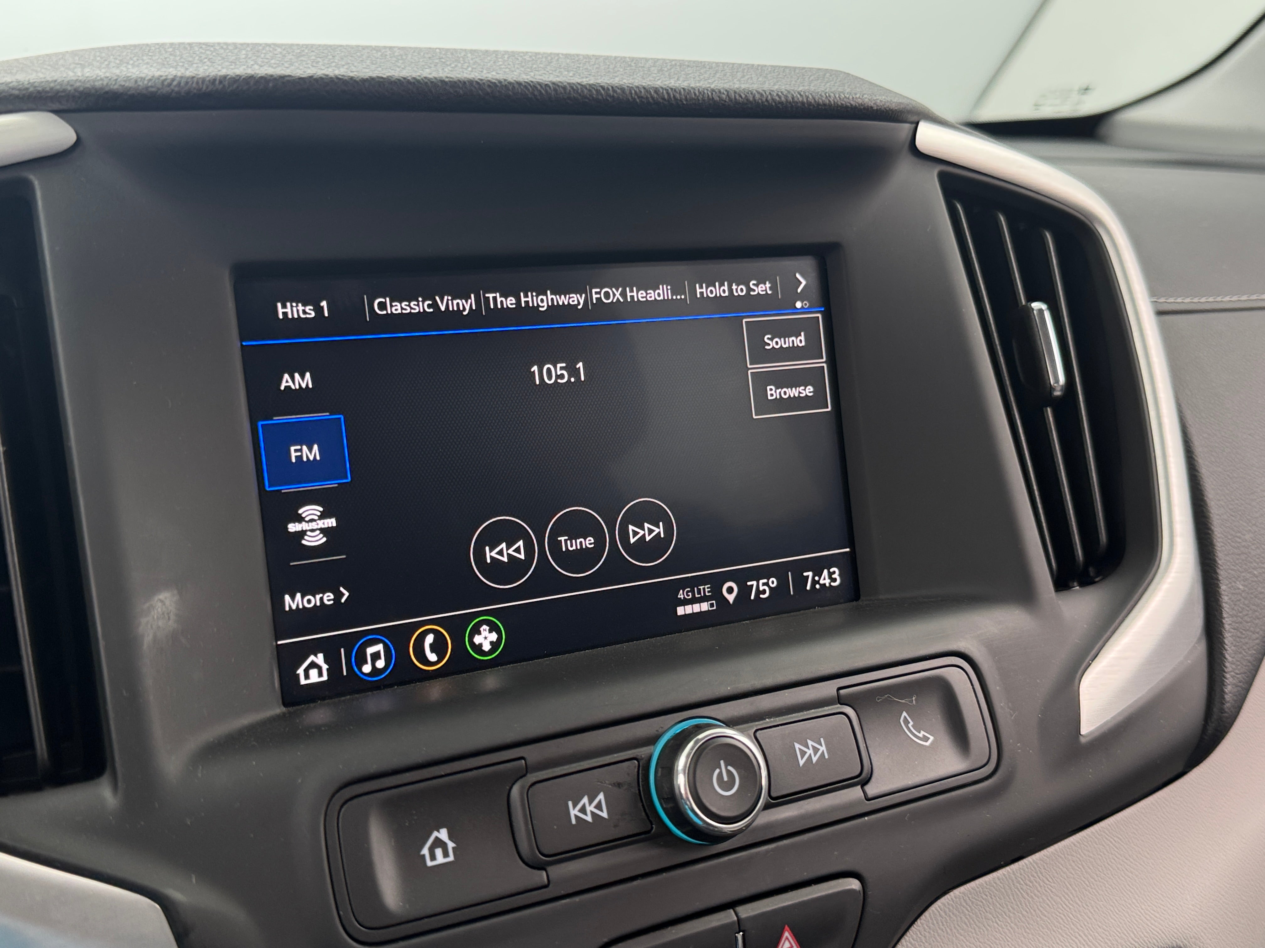 2023 GMC Terrain SLE 4