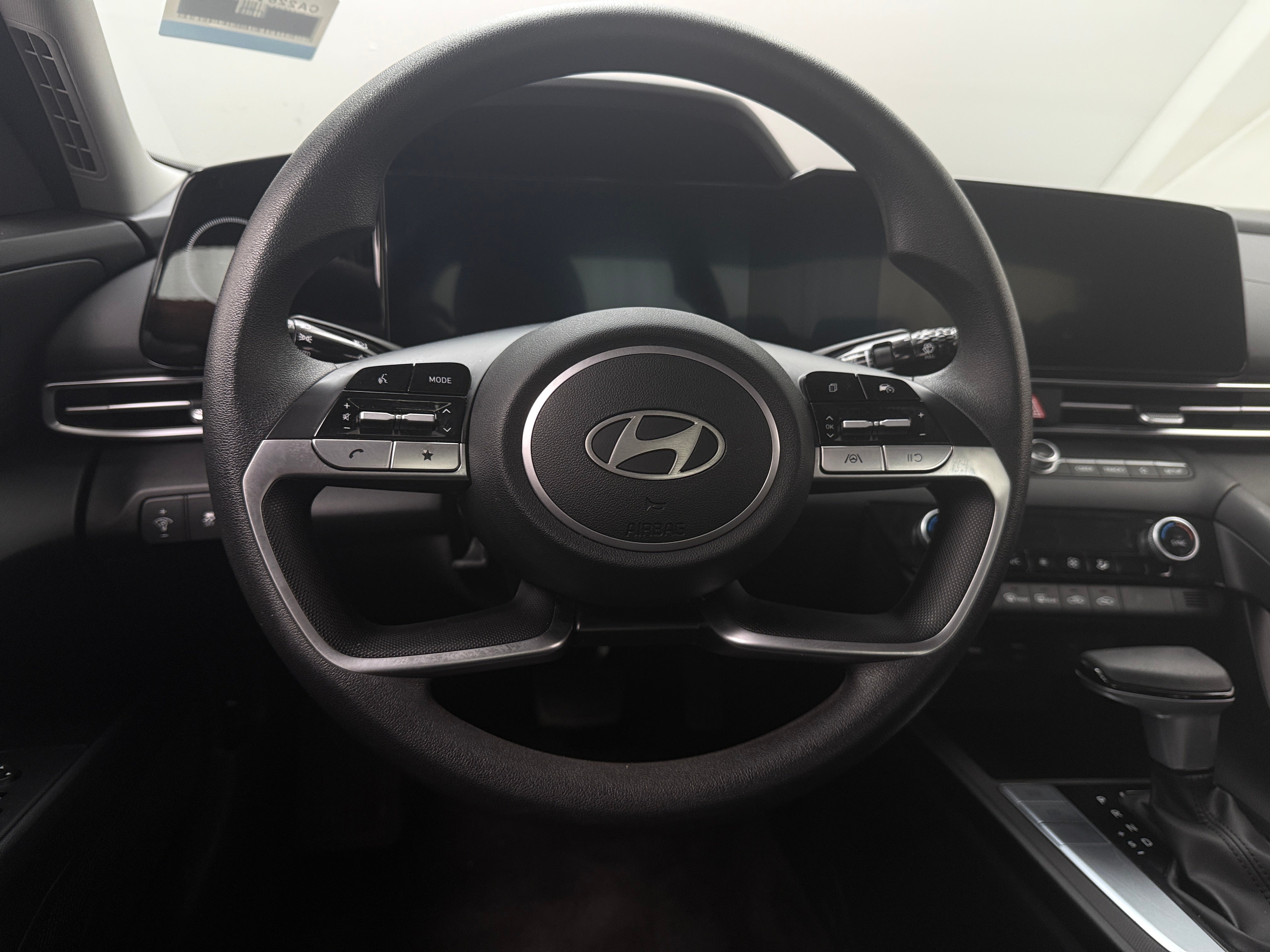 2024 Hyundai Elantra SEL 5