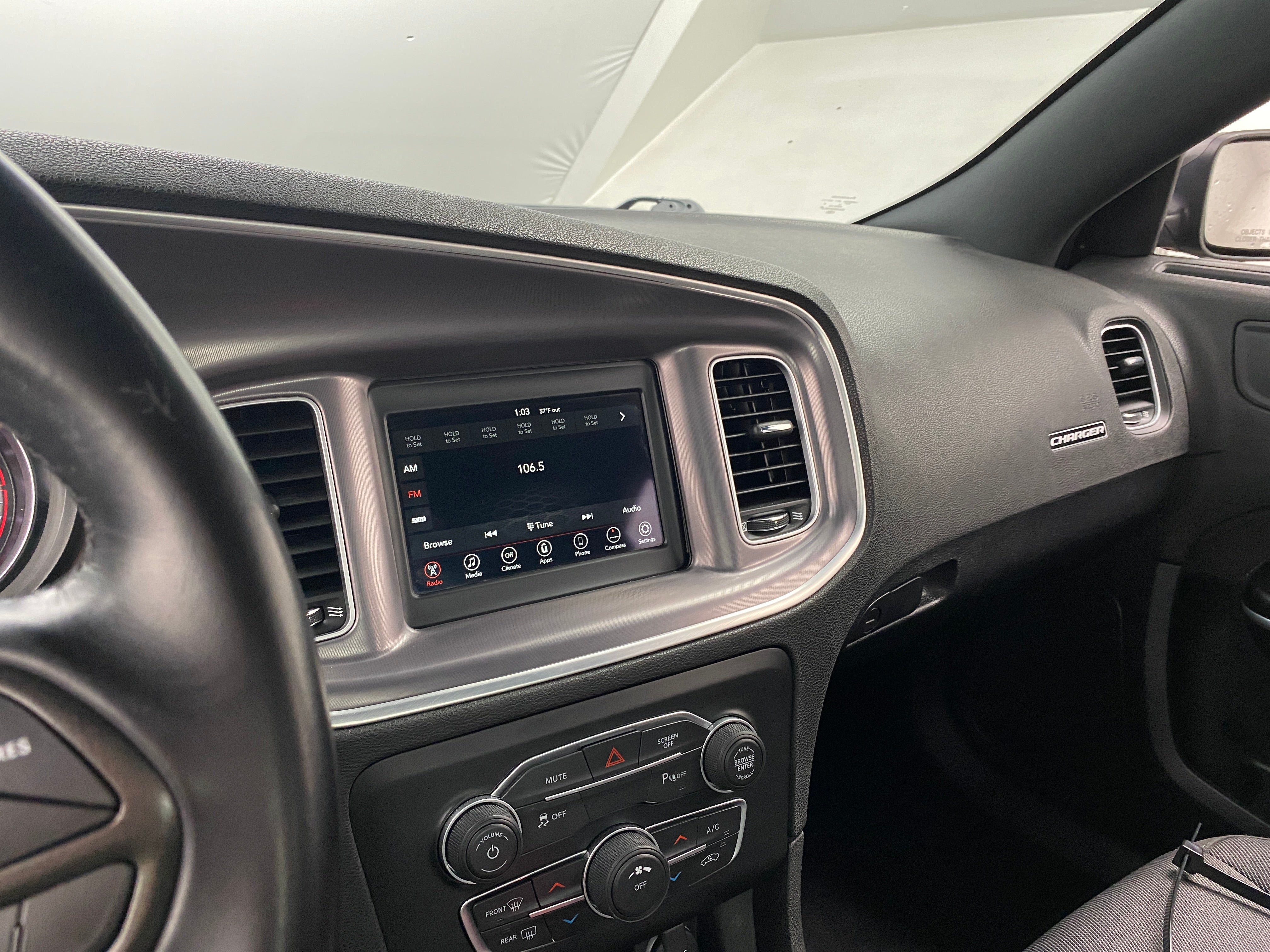 2022 Dodge Charger SXT 4