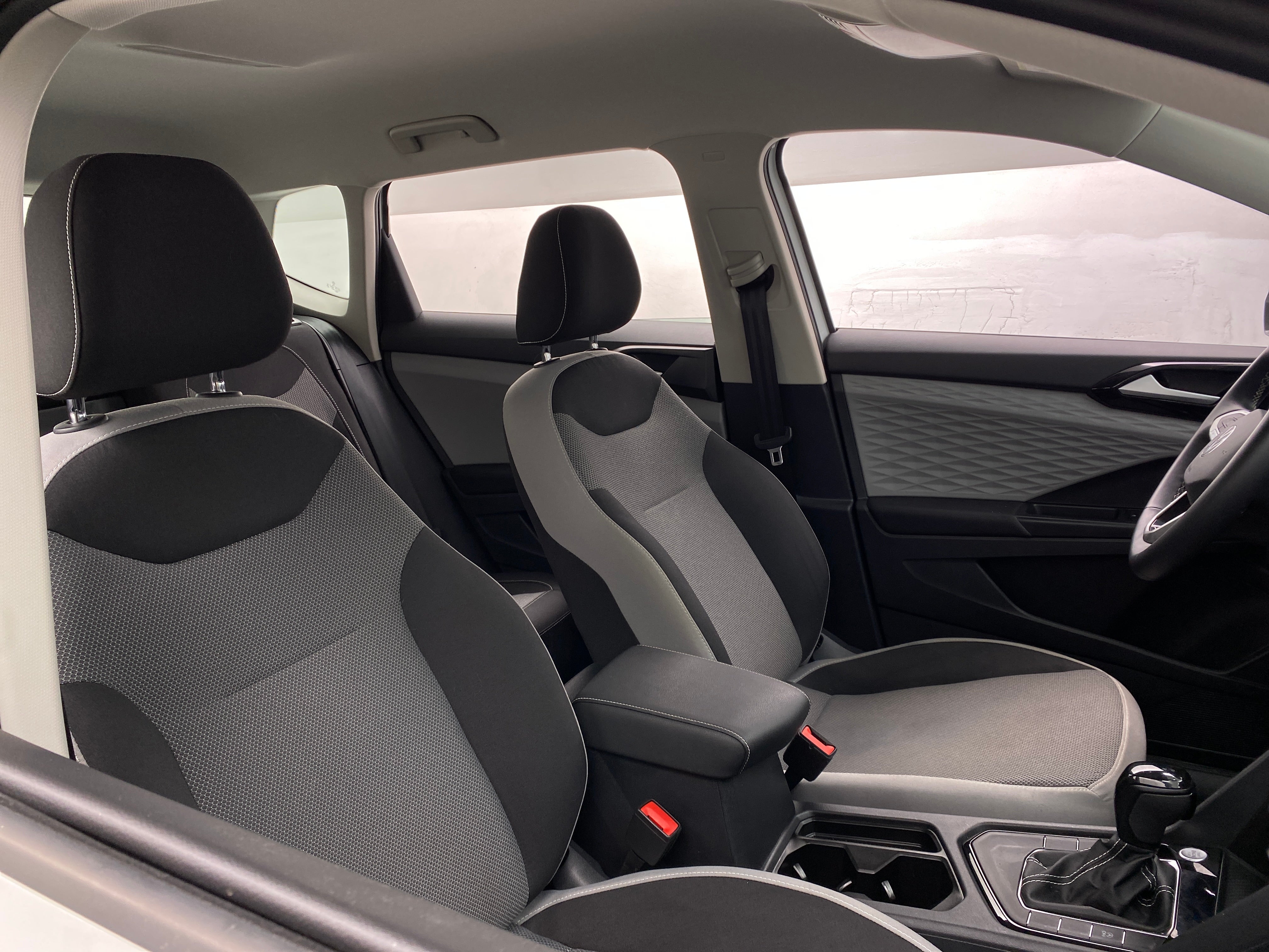 2023 Volkswagen Taos S 2
