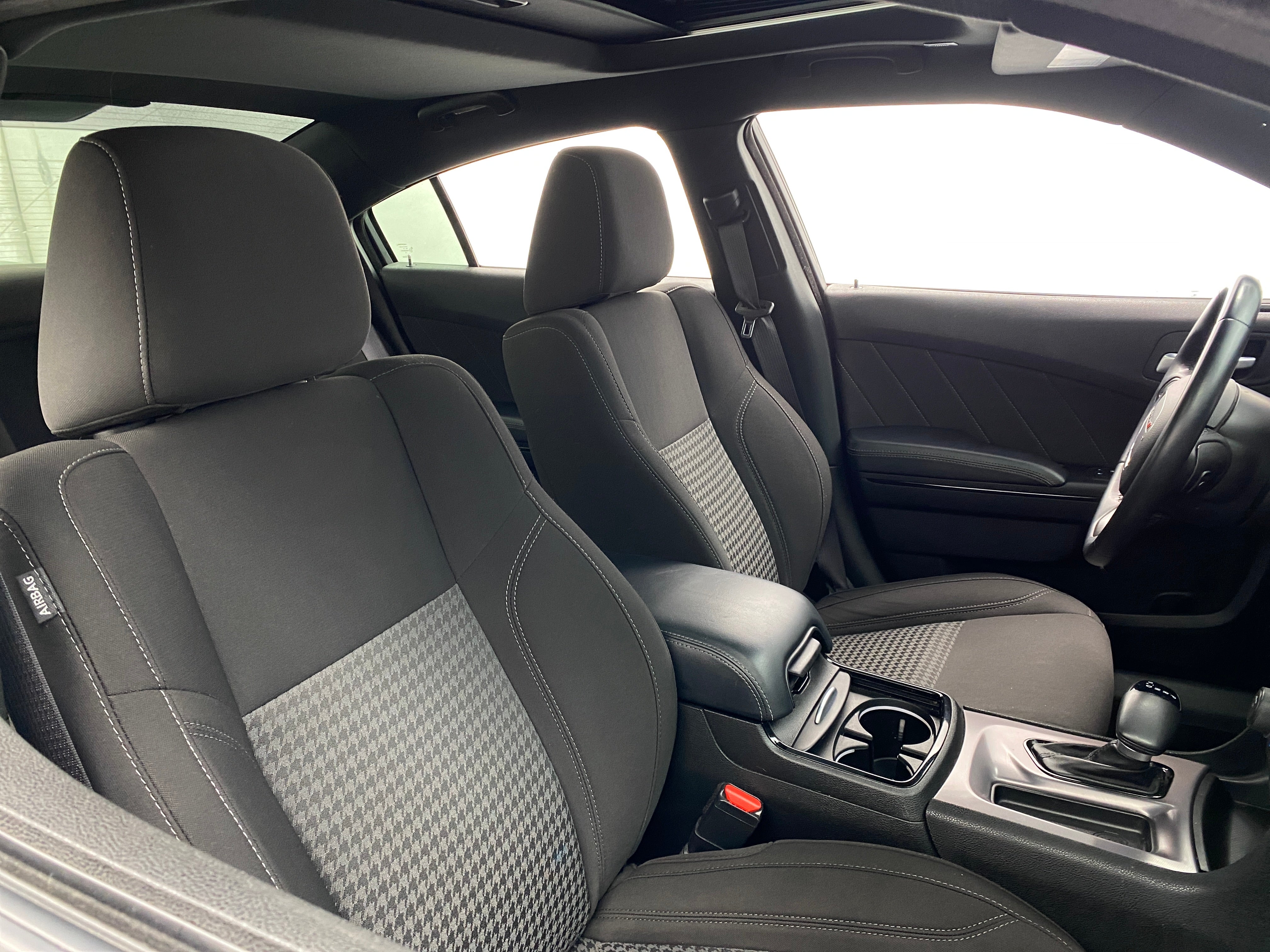 2023 Dodge Charger SXT 2