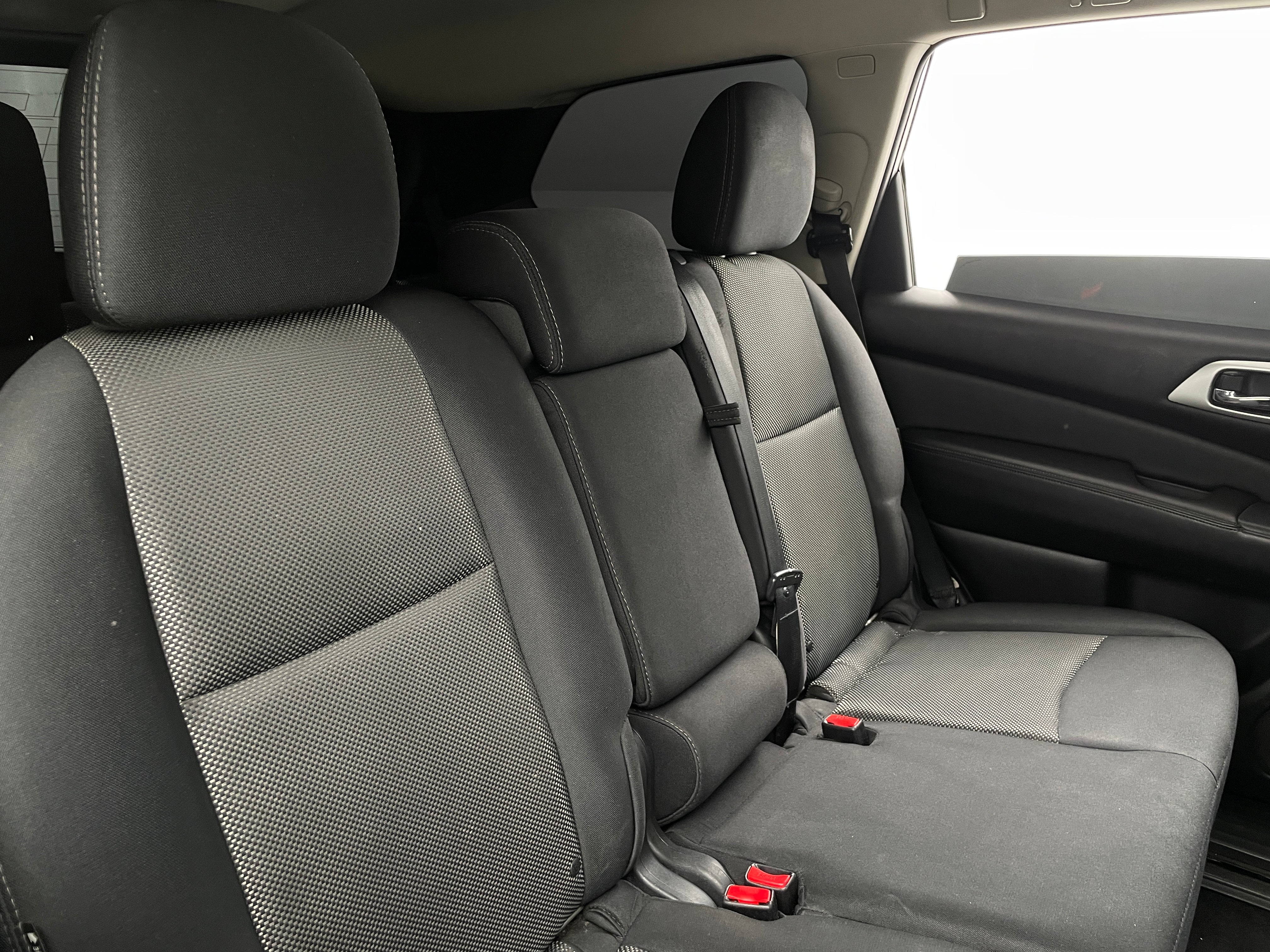 2018 Nissan Pathfinder S 6