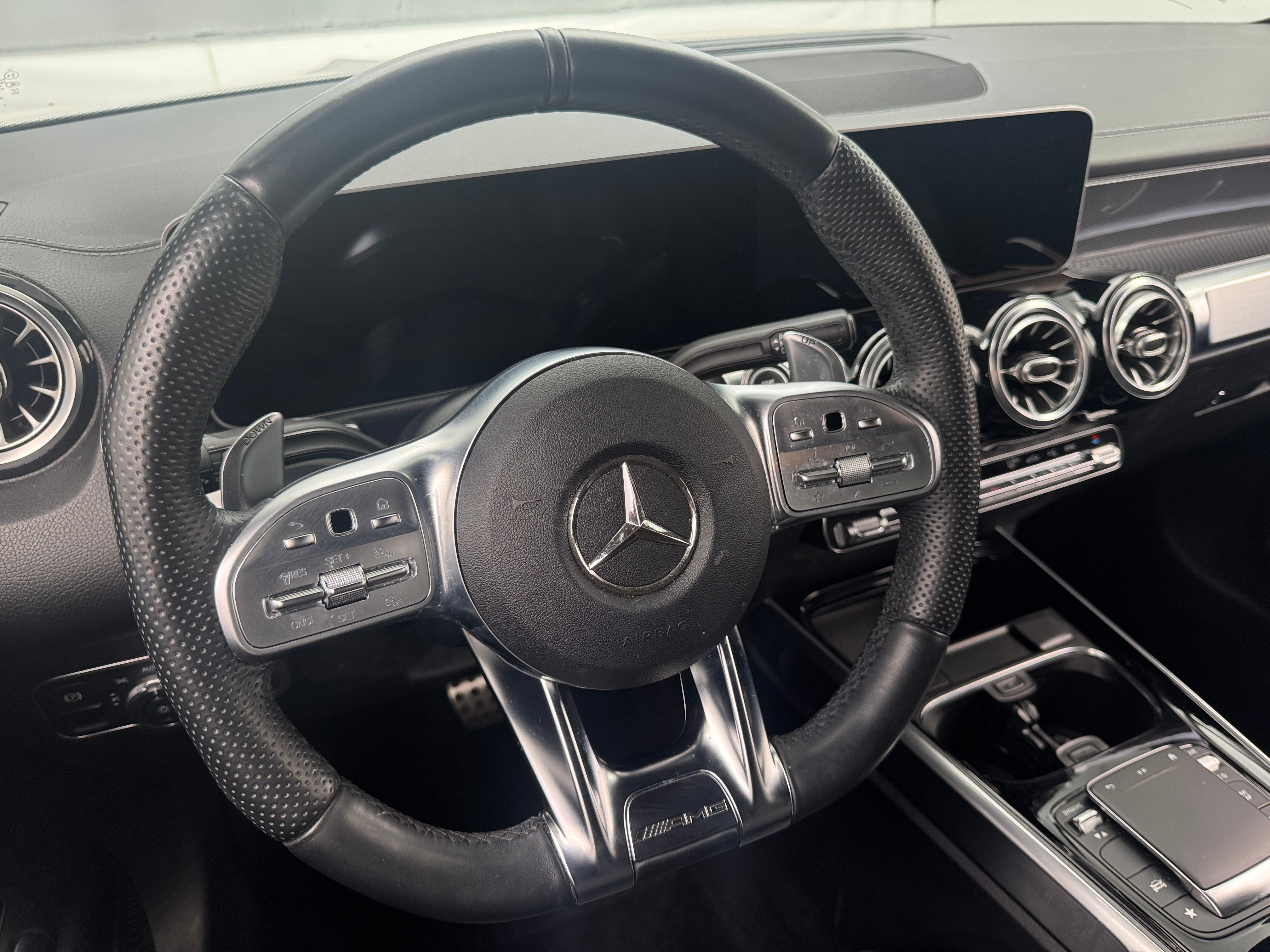 2021 Mercedes-Benz GLB 35 AMG 5