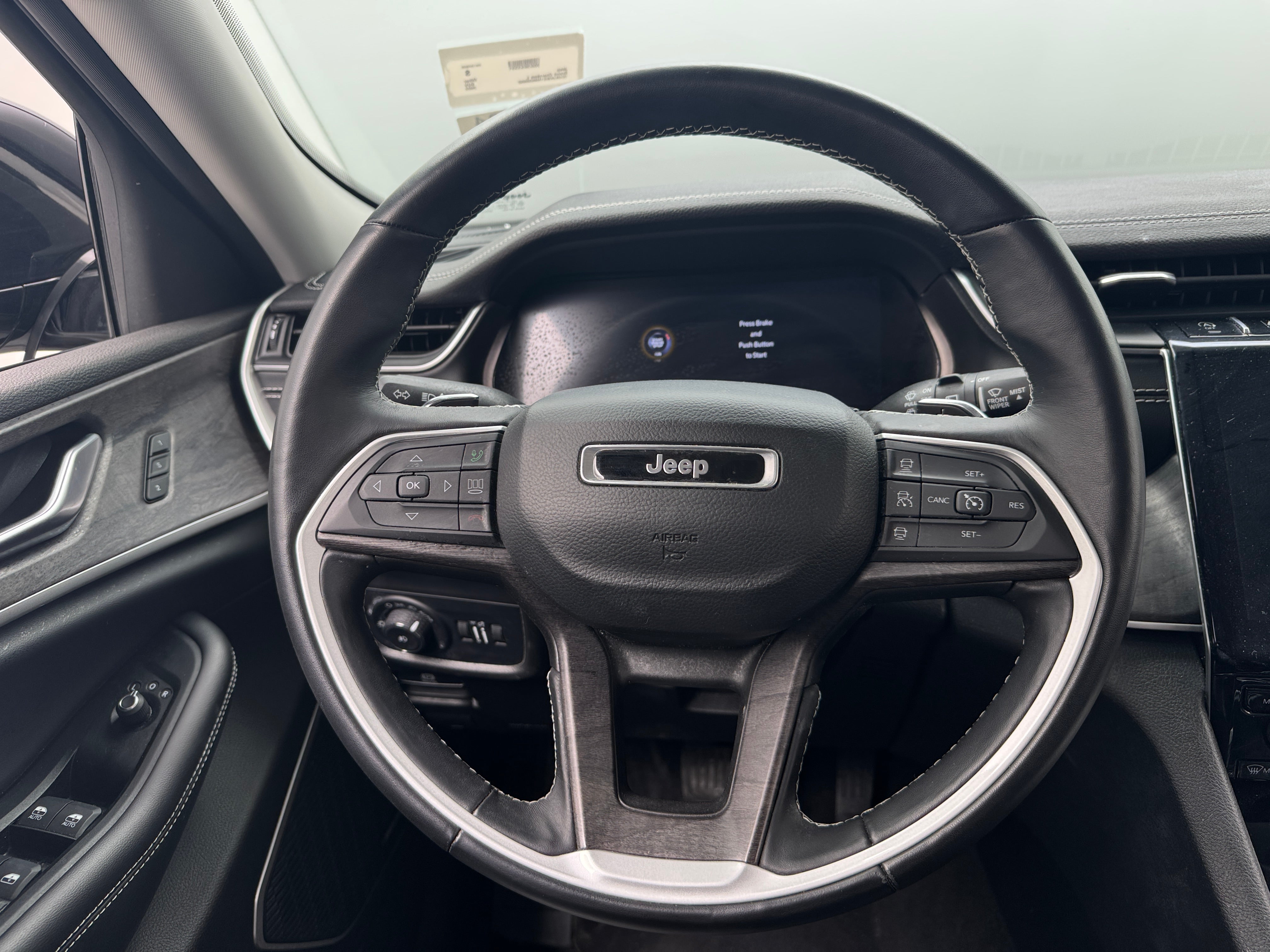2022 Jeep Grand Cherokee L Limited Edition 5