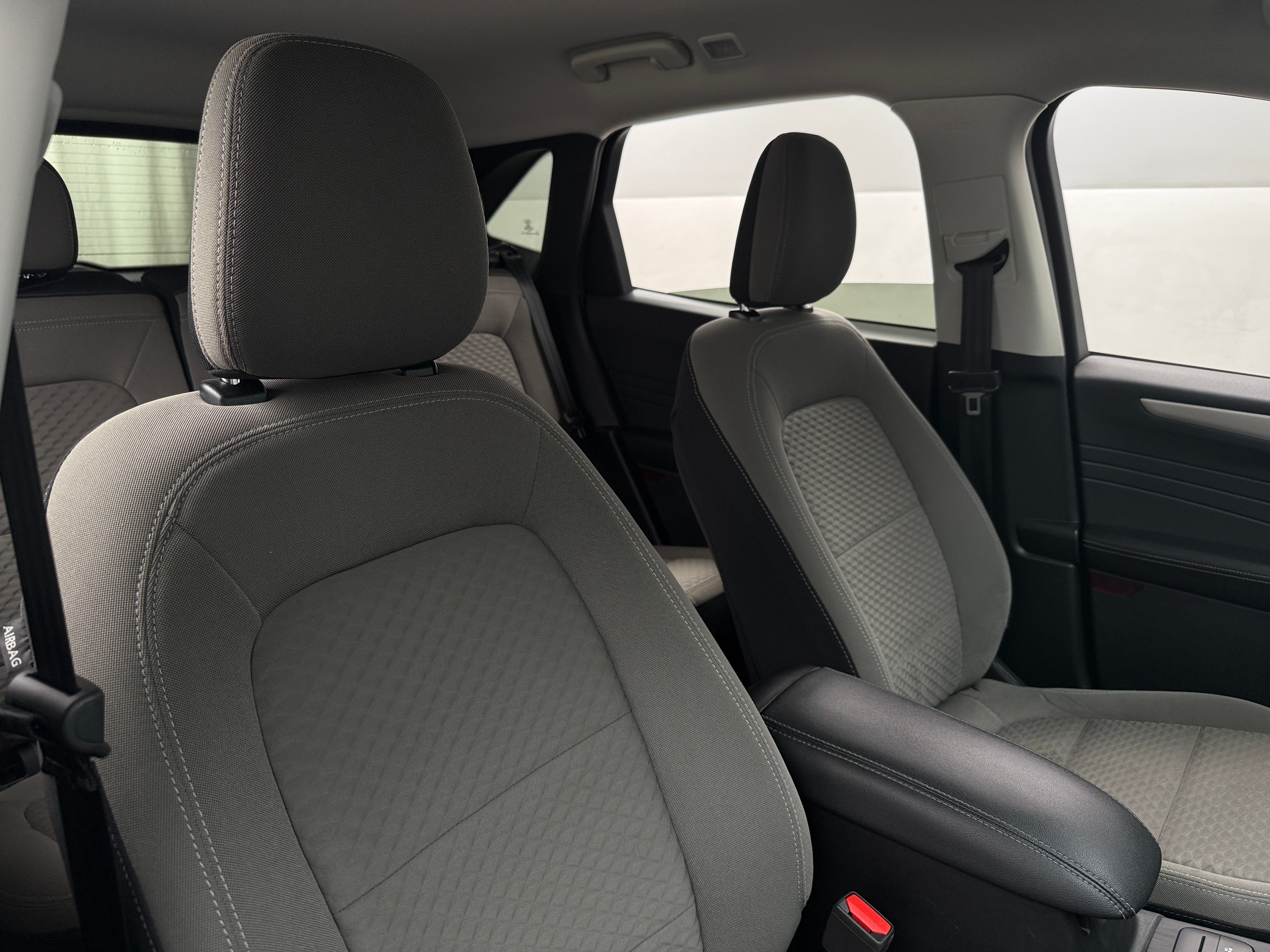 2022 Ford Escape Plug-in Hybrid 2
