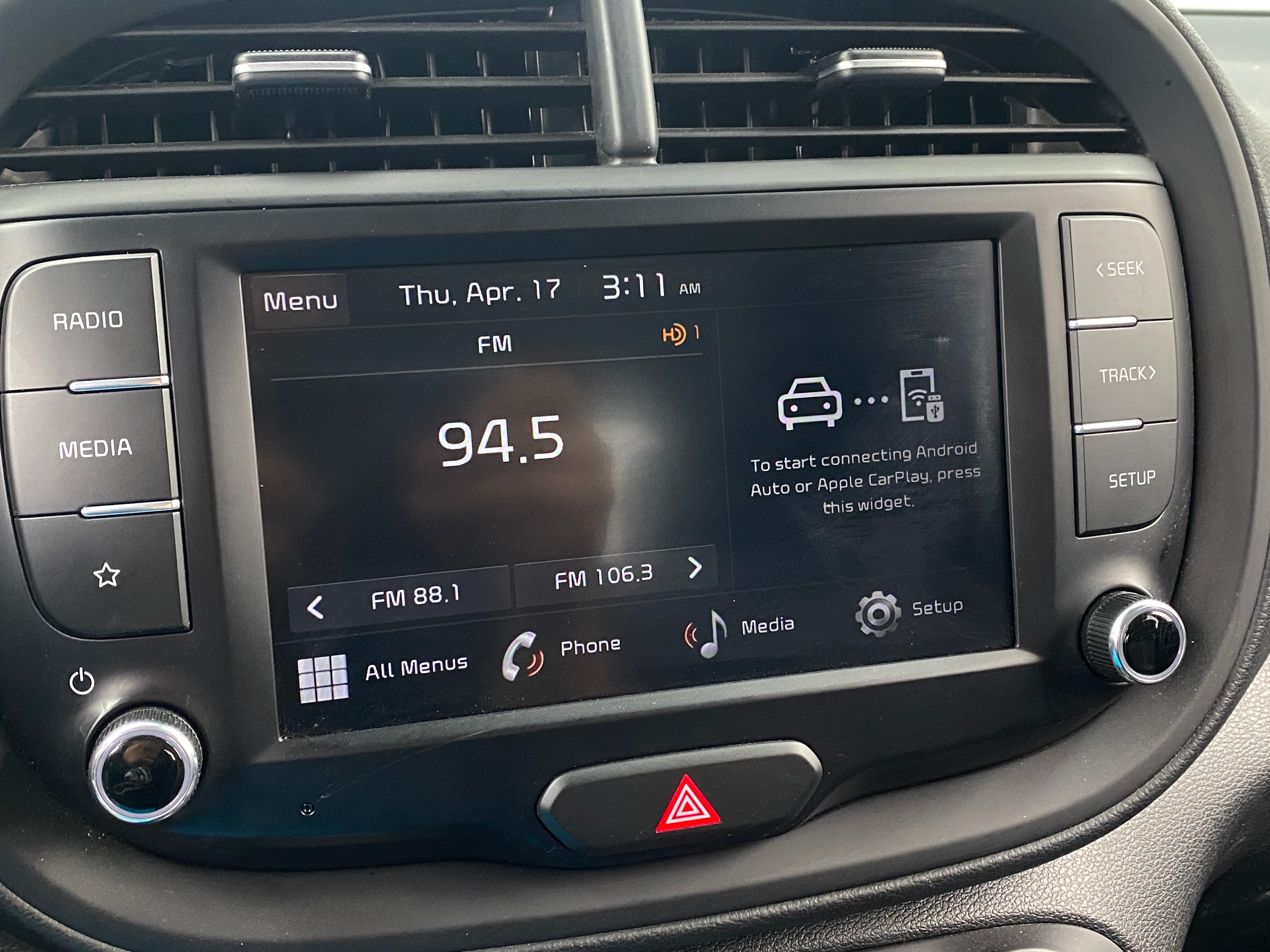 2023 Kia Soul LX 4