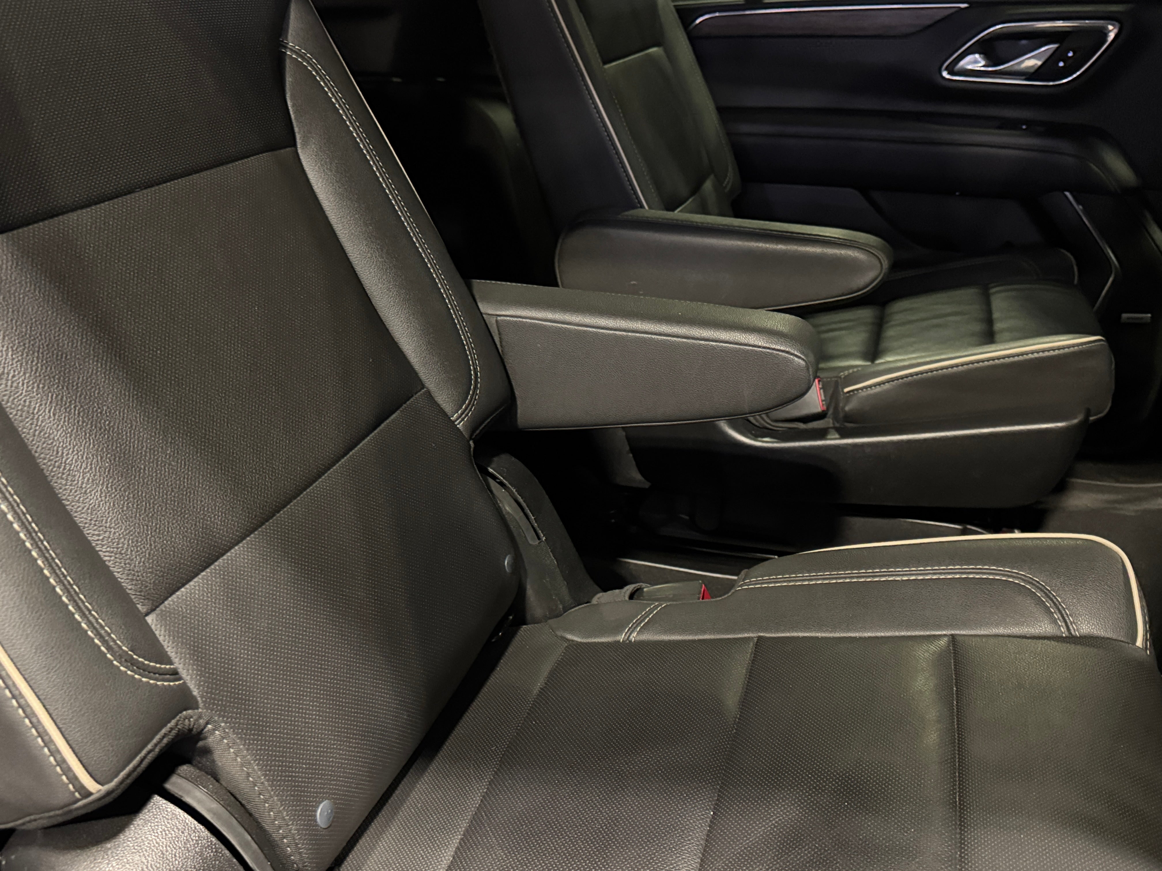2023 Chevrolet Suburban Premier 5