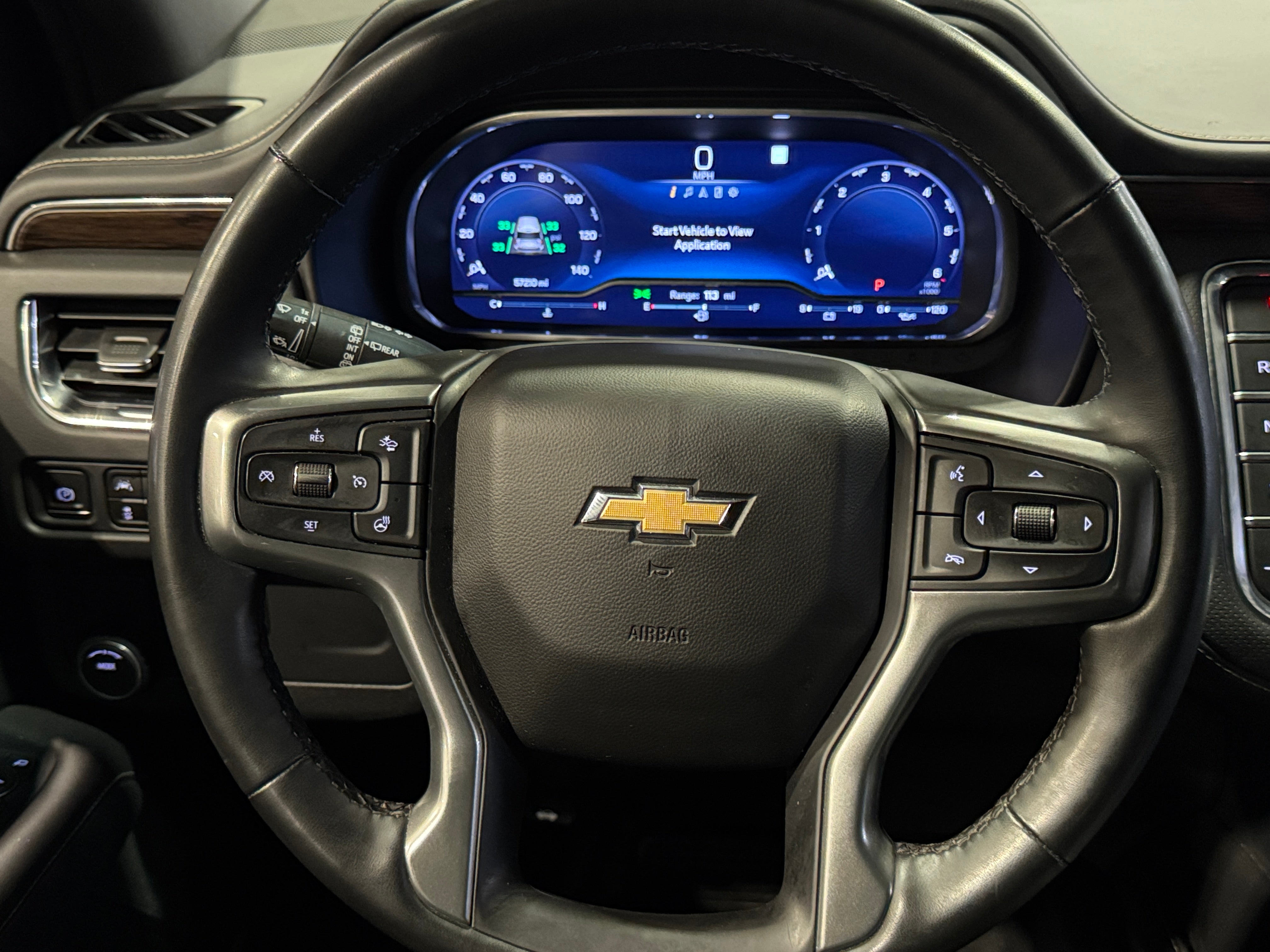 2023 Chevrolet Suburban Premier 4
