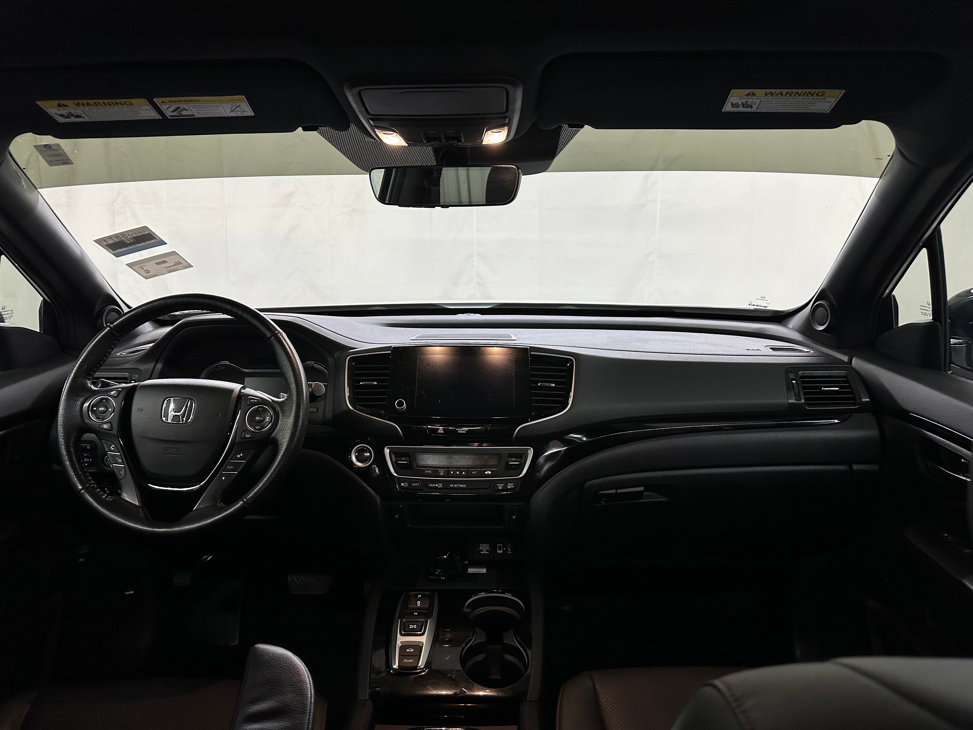 2023 Honda Ridgeline Black Edition 2