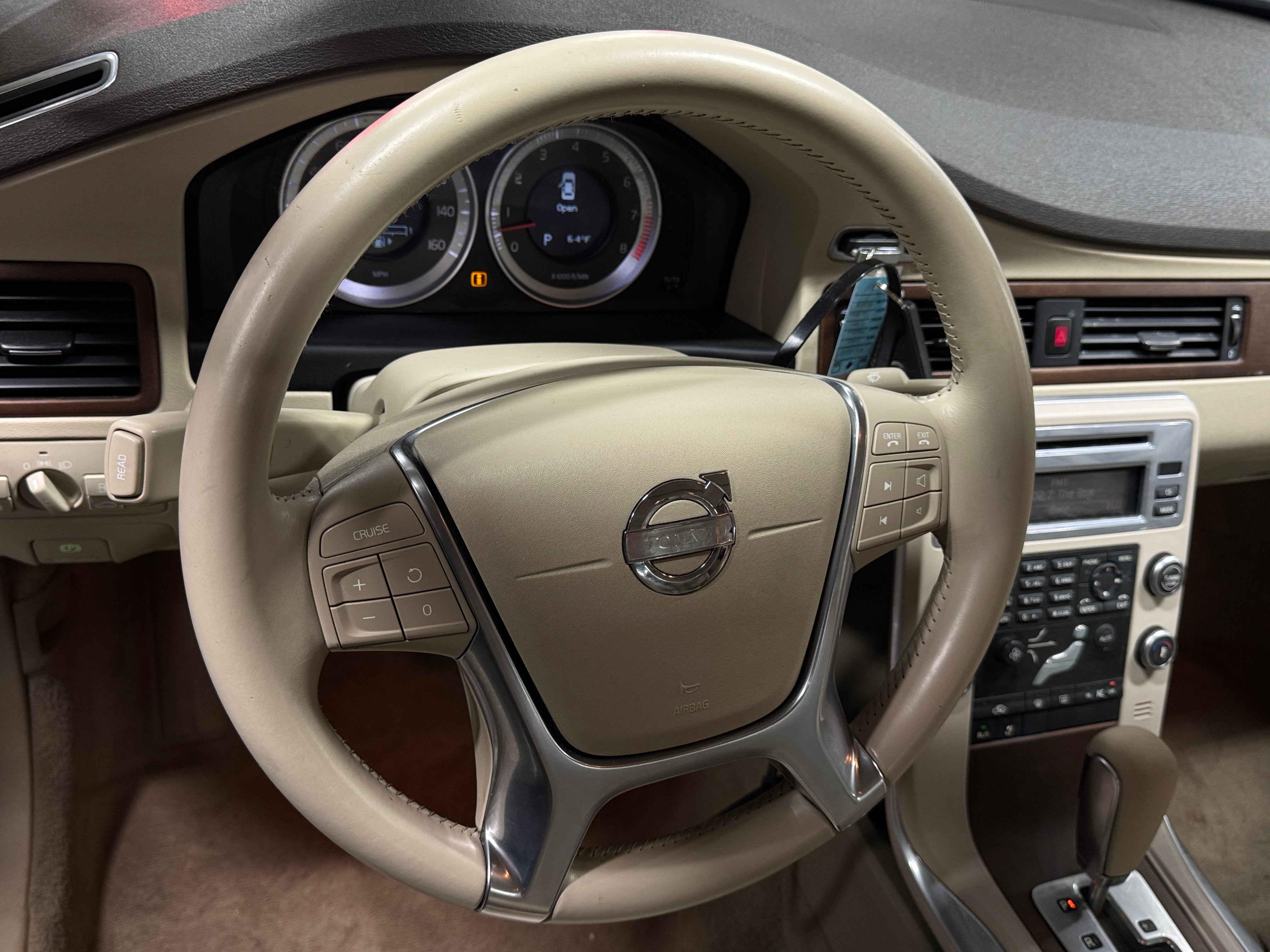 2011 Volvo S80  5