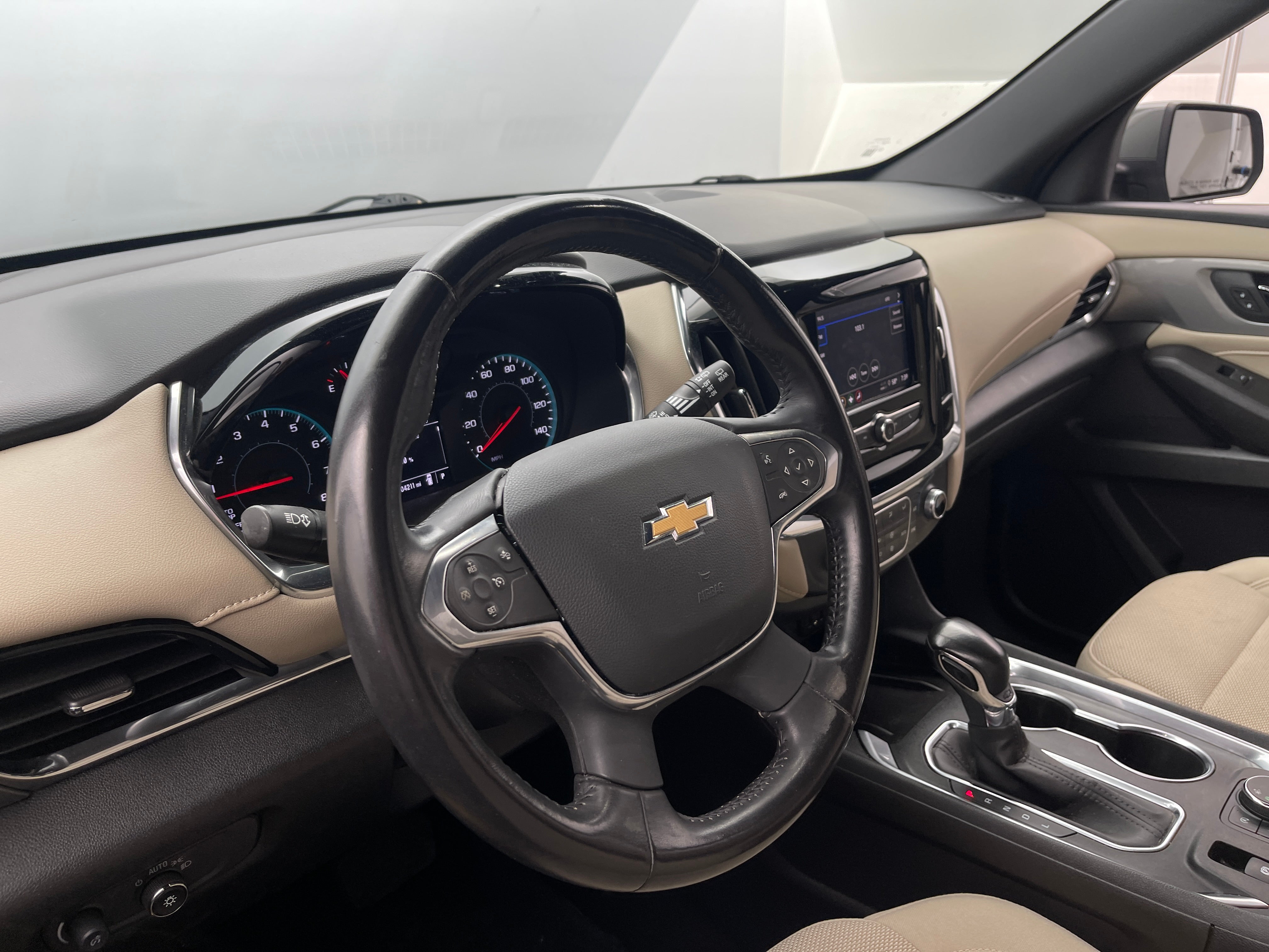 2022 Chevrolet Traverse LT 3