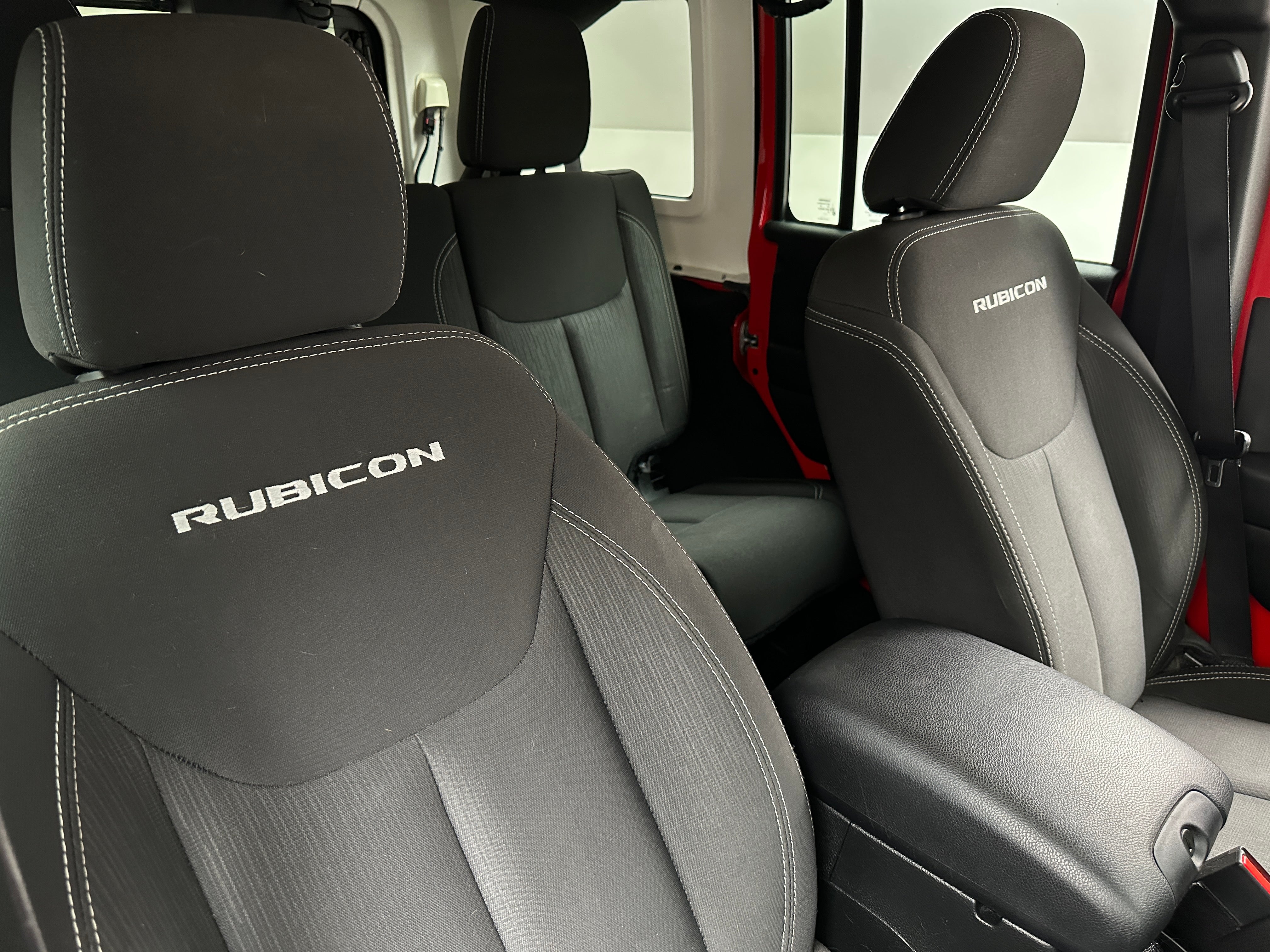 2017 Jeep Wrangler Unlimited Rubicon 2