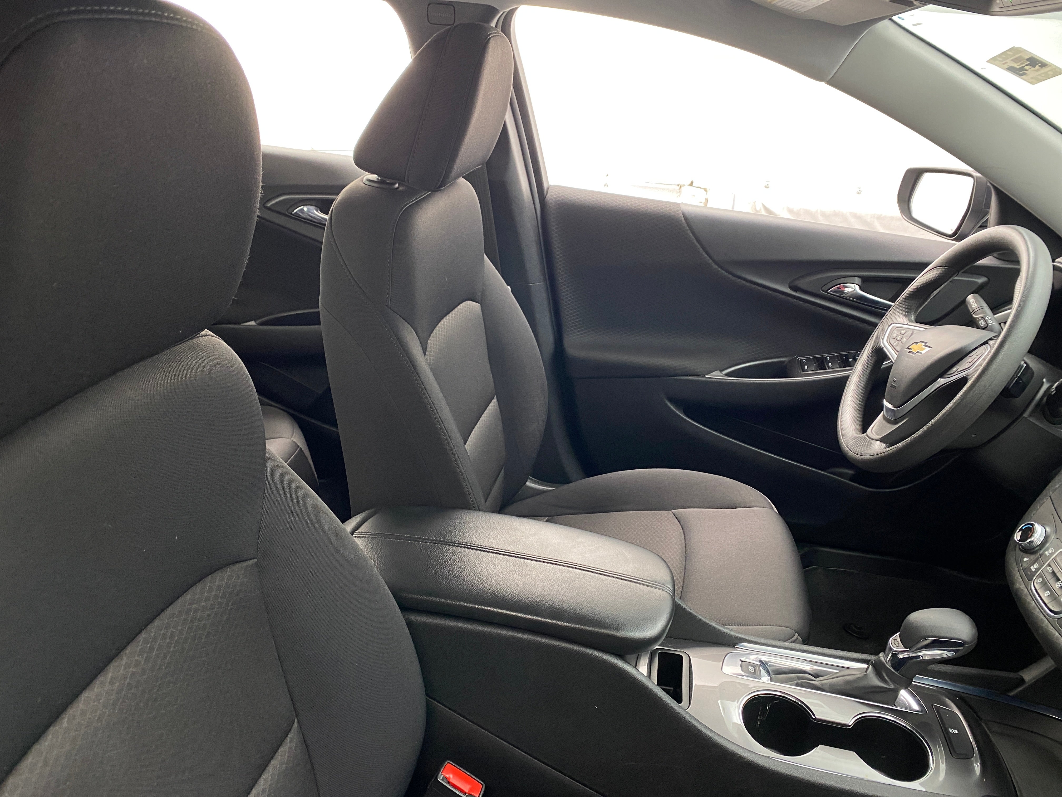 2023 Chevrolet Malibu LT 2