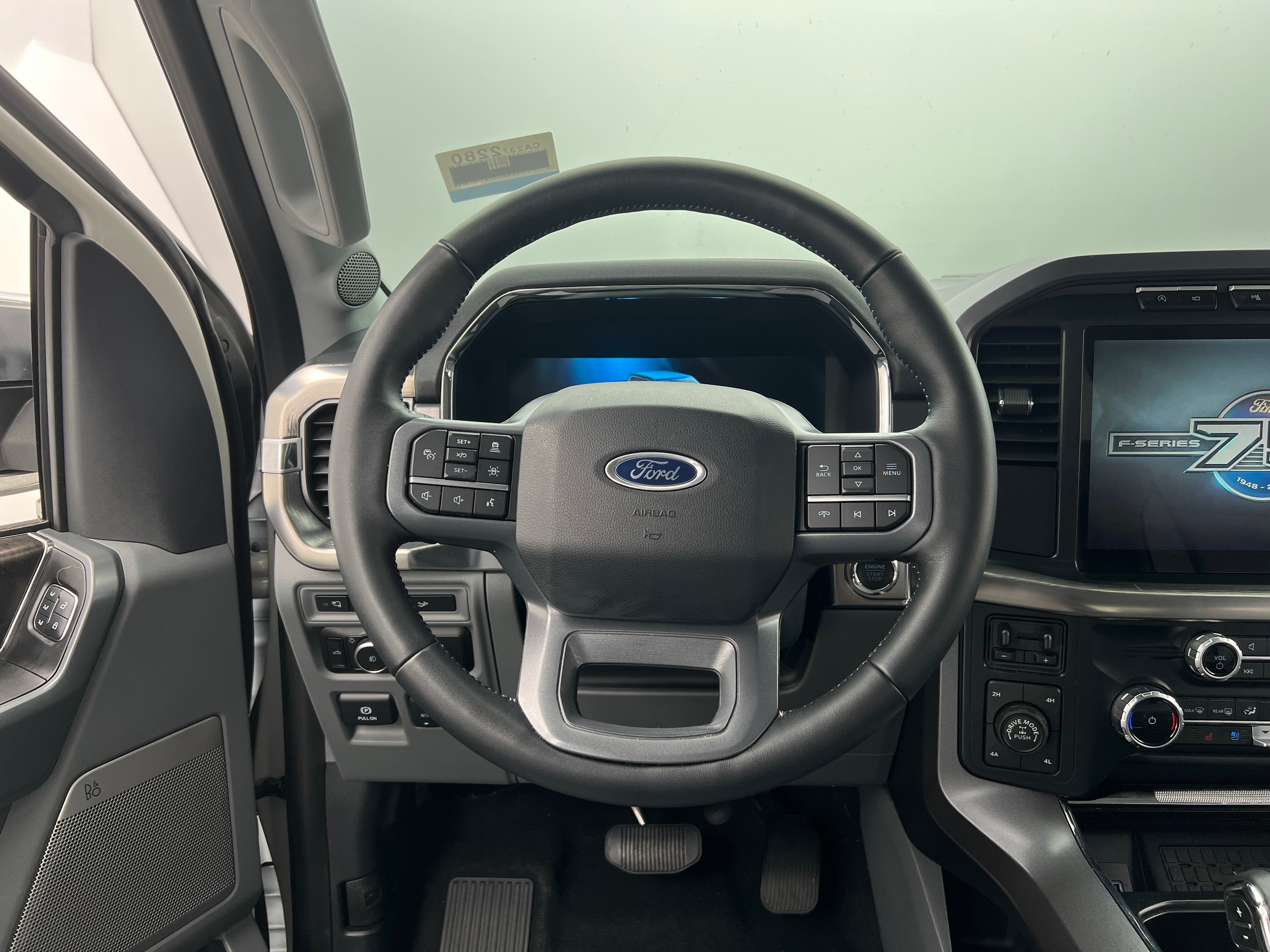 2023 Ford Econoline E-150 4