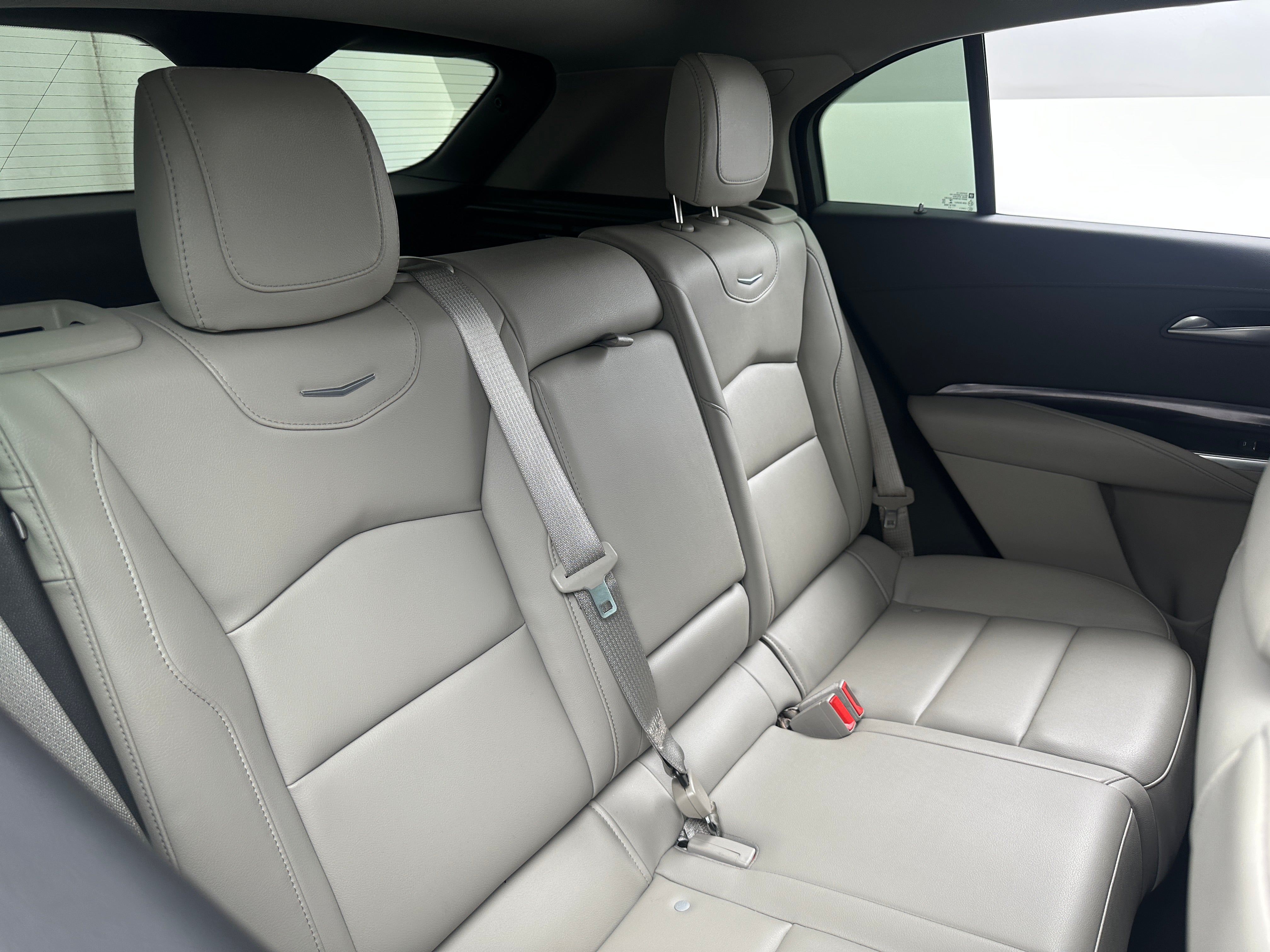 2023 Cadillac XT4 Luxury 5