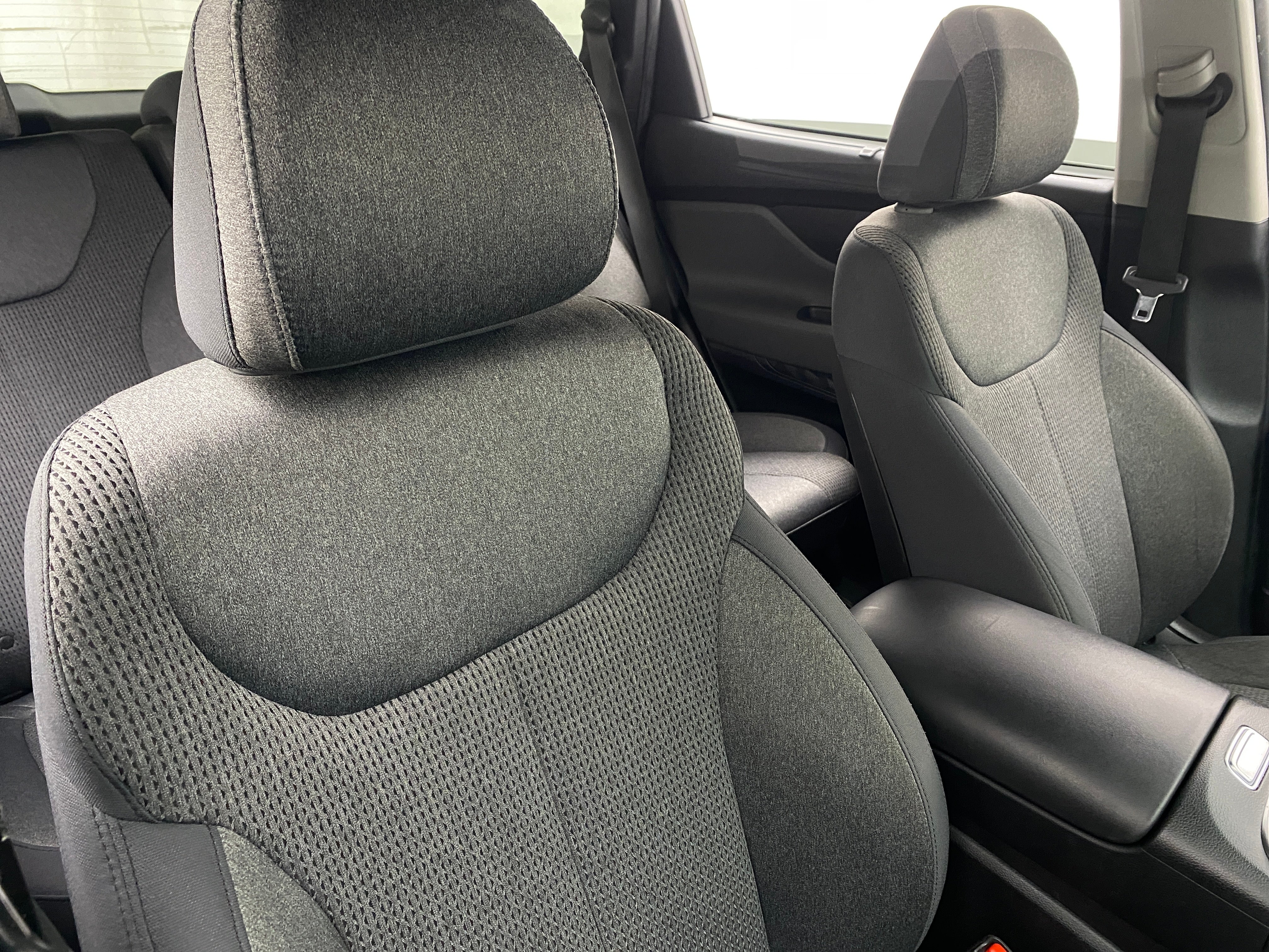 2022 Hyundai Santa Fe SEL 2
