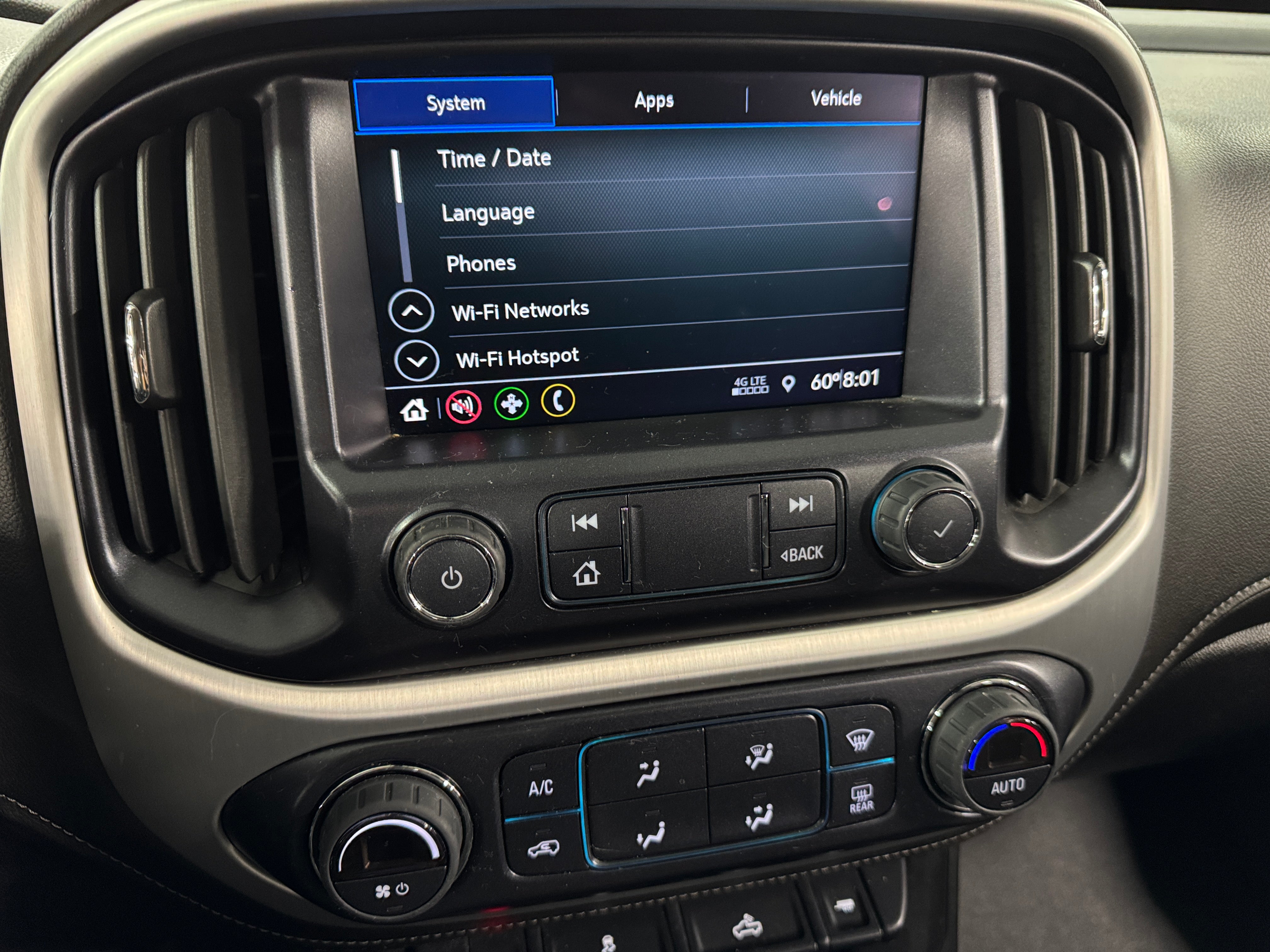 2022 GMC Canyon Elevation 4