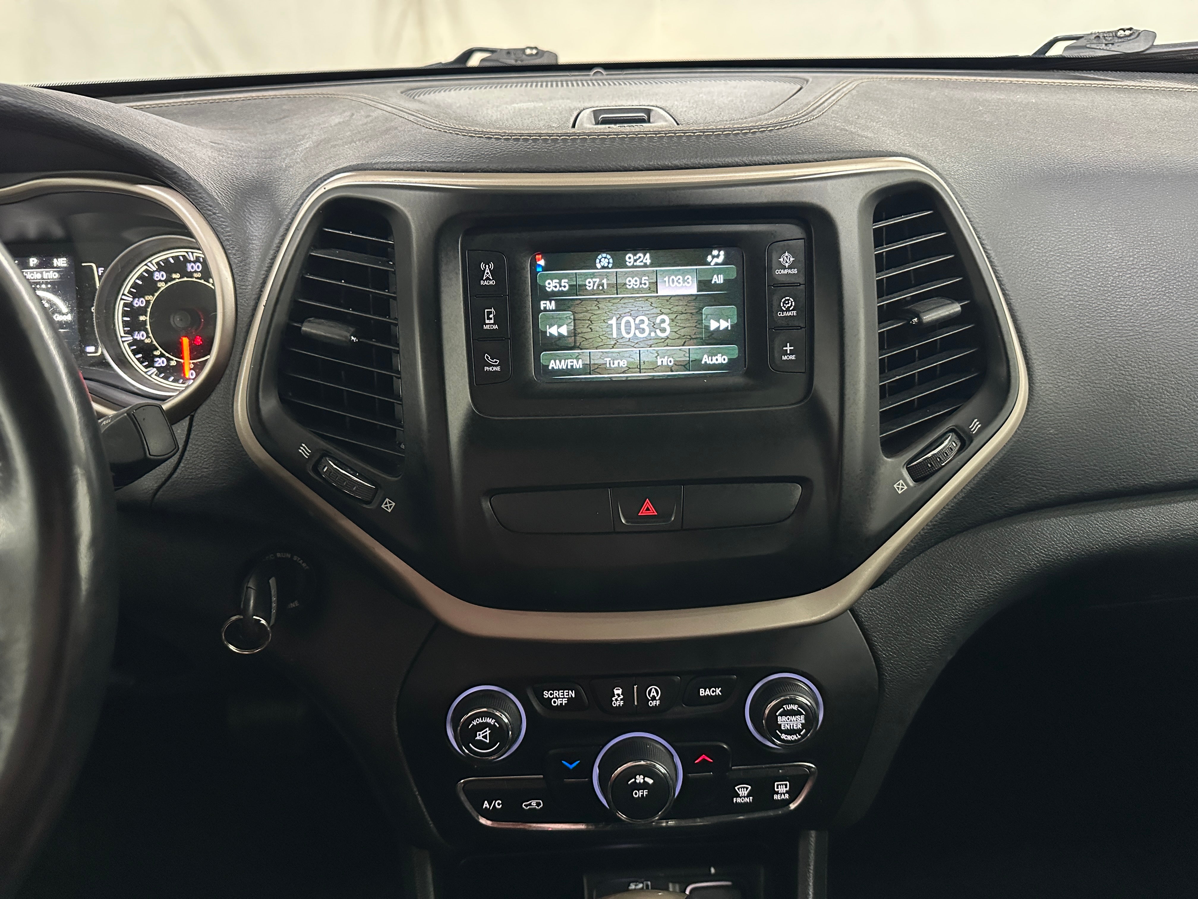 2016 Jeep Cherokee Latitude 4
