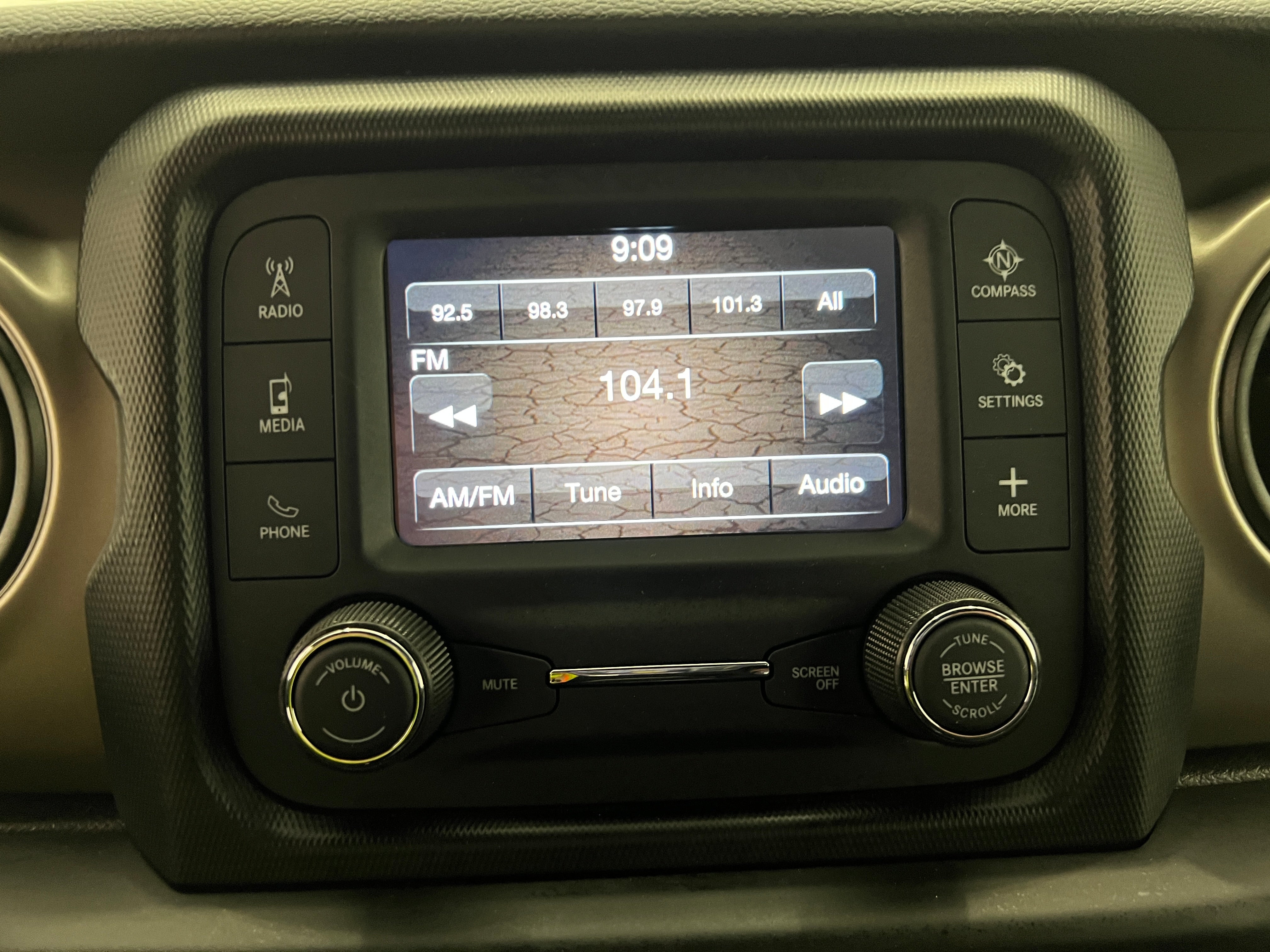 2020 Jeep Wrangler Unlimited Sport 4