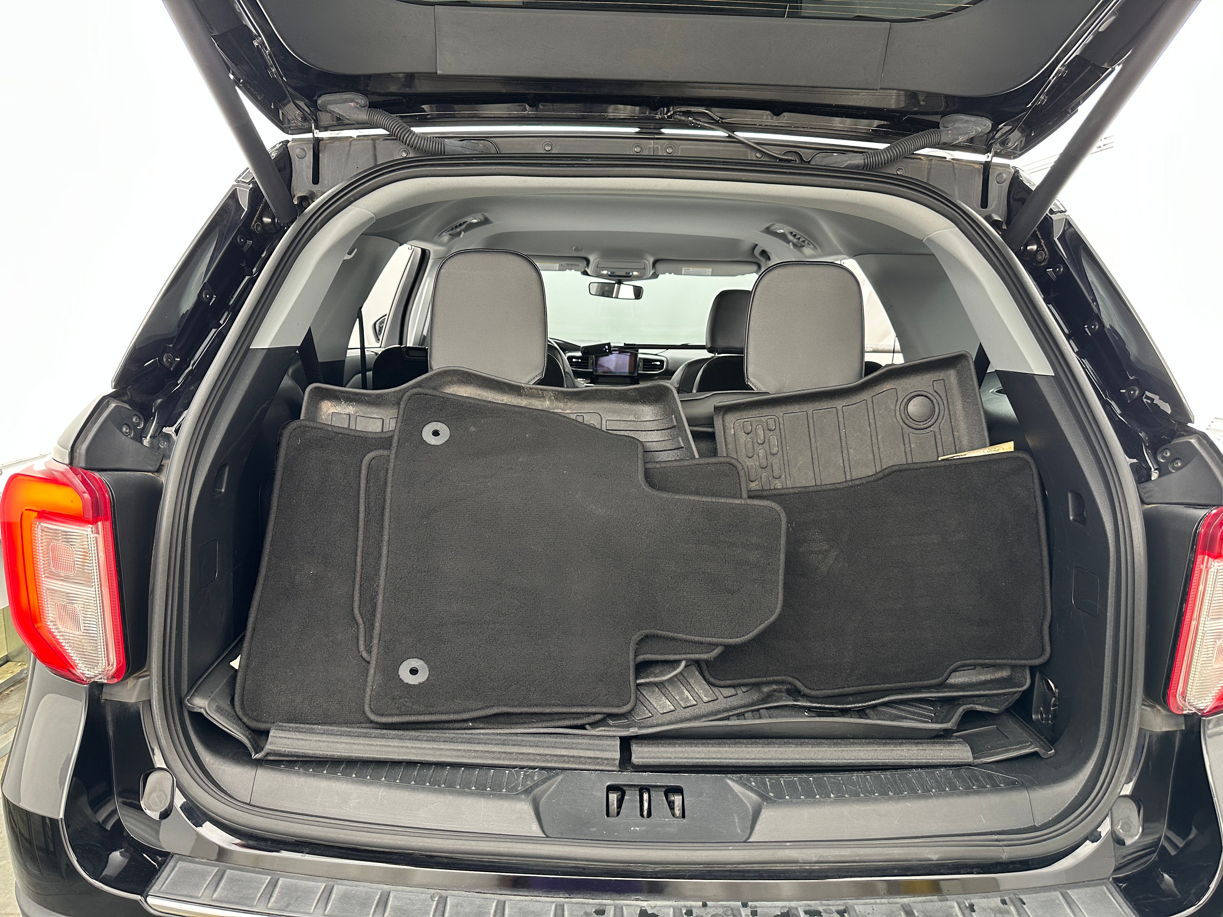 2022 Ford Explorer Limited 6