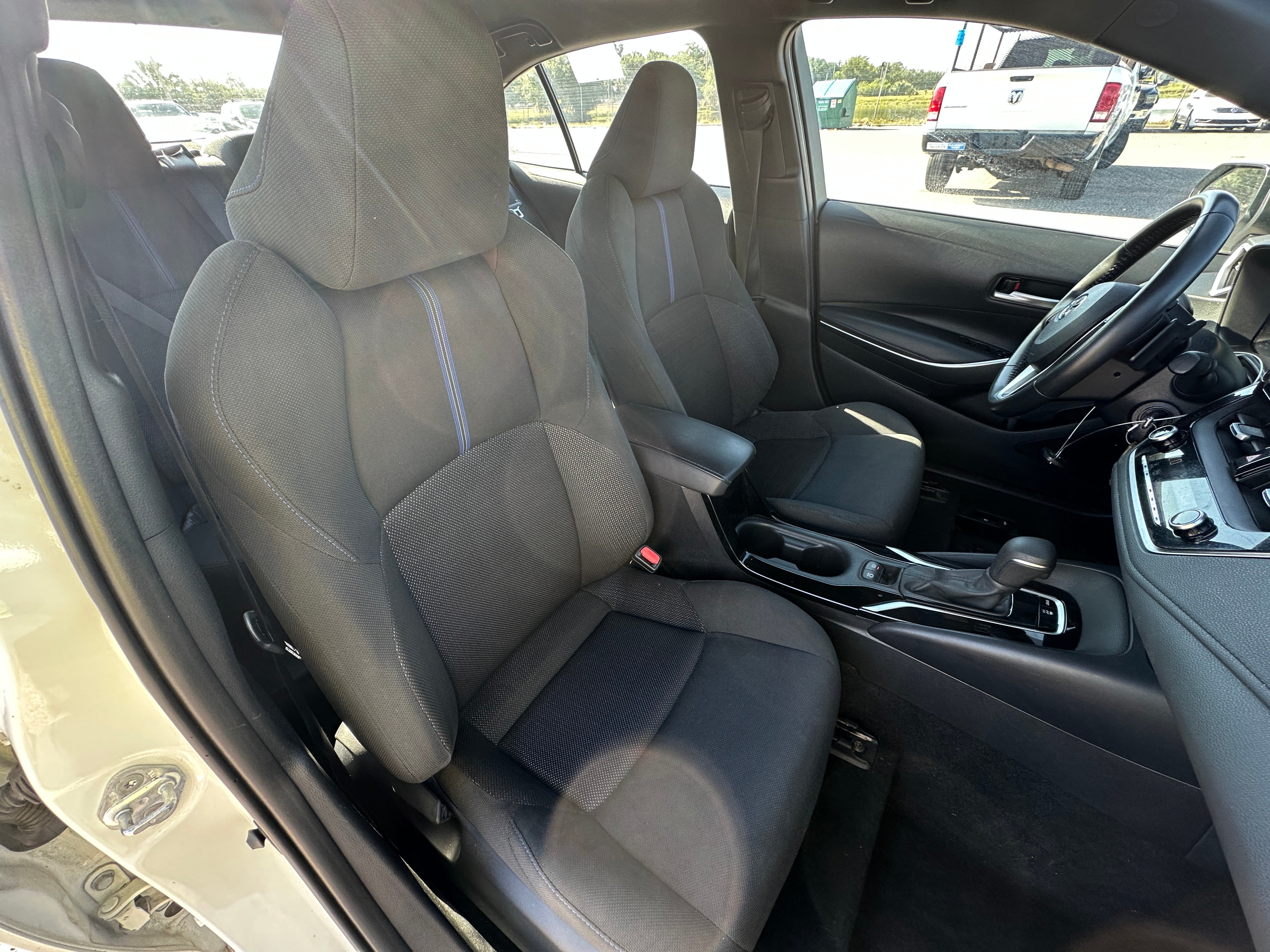 2021 Toyota Corolla SE 2