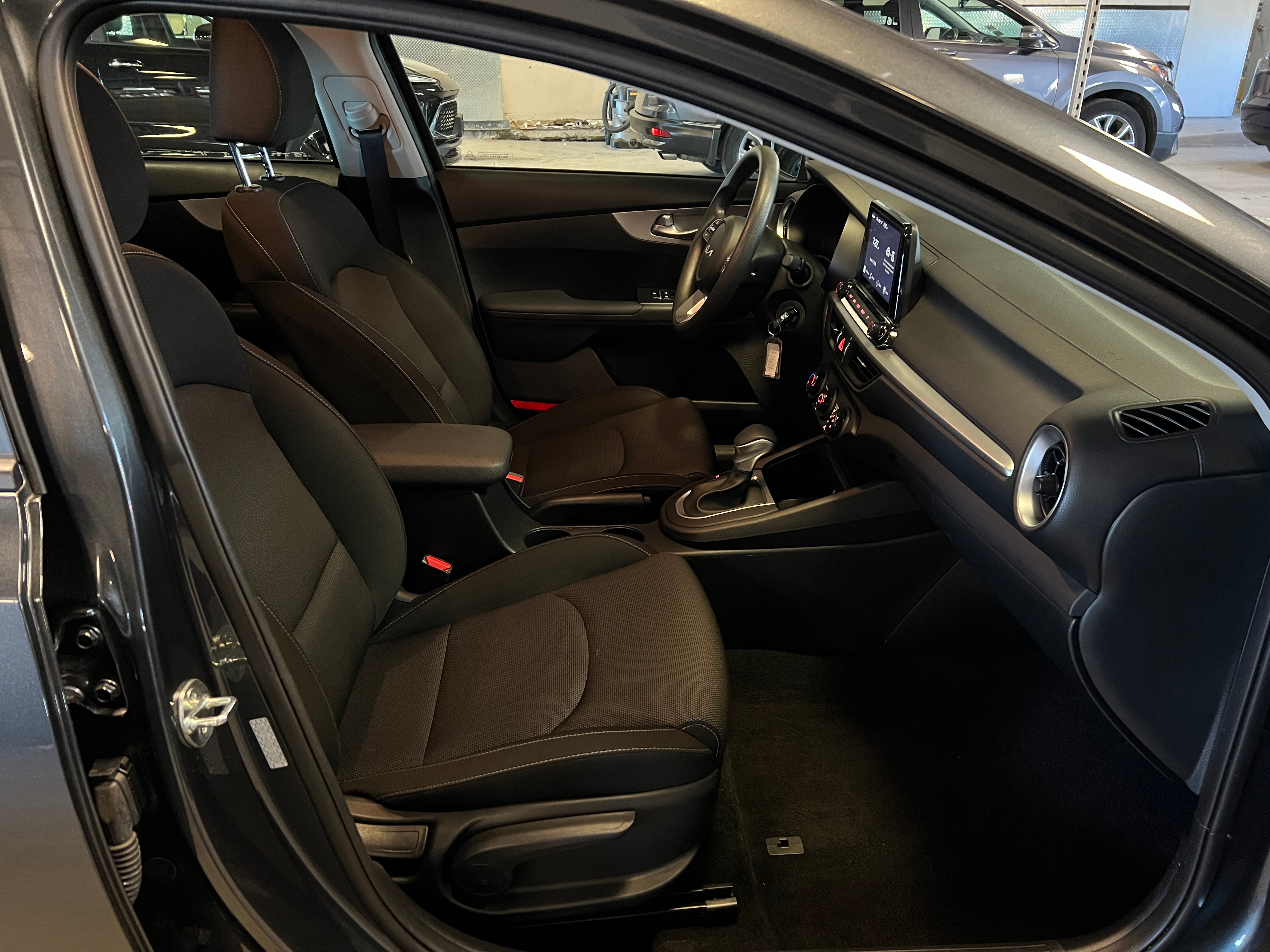 2024 Kia Forte LXS 2