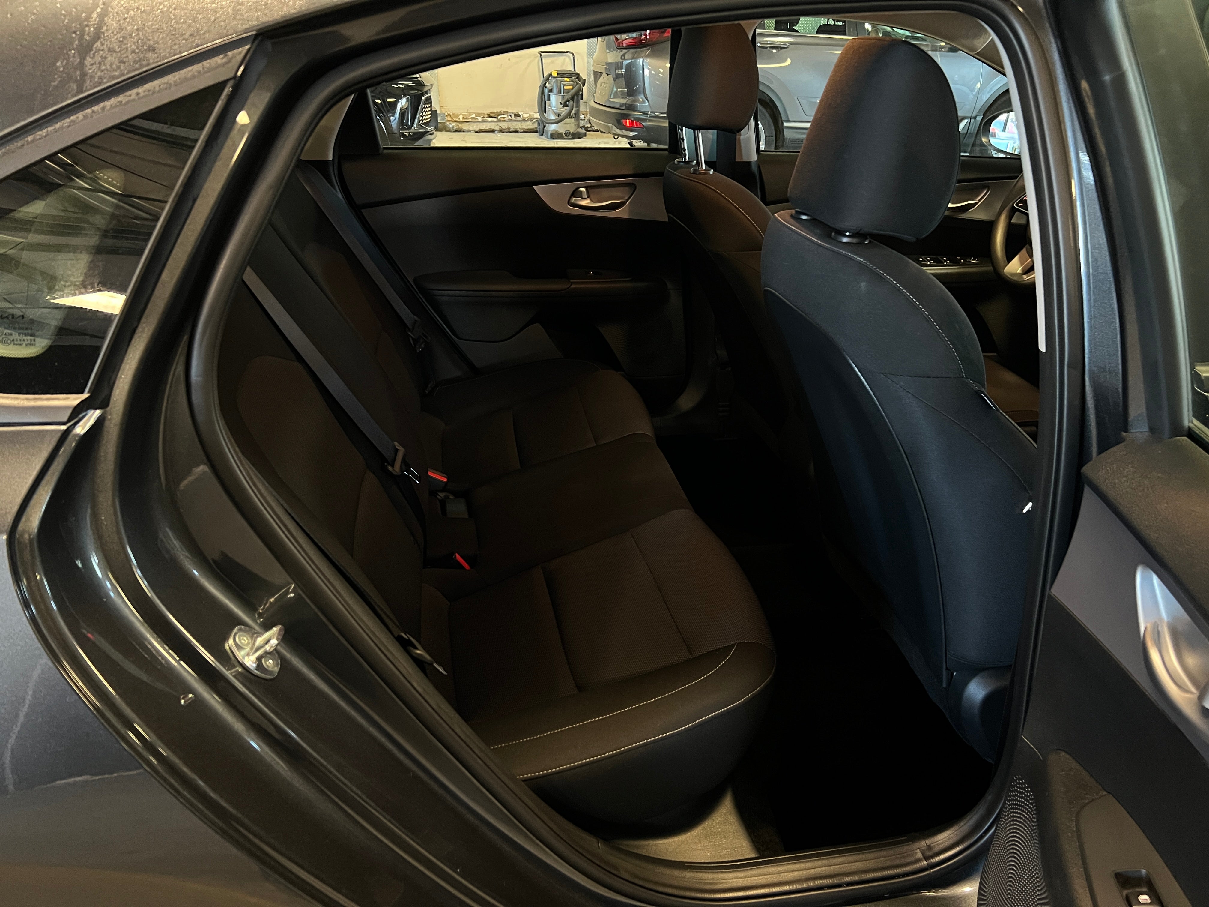 2024 Kia Forte LXS 6
