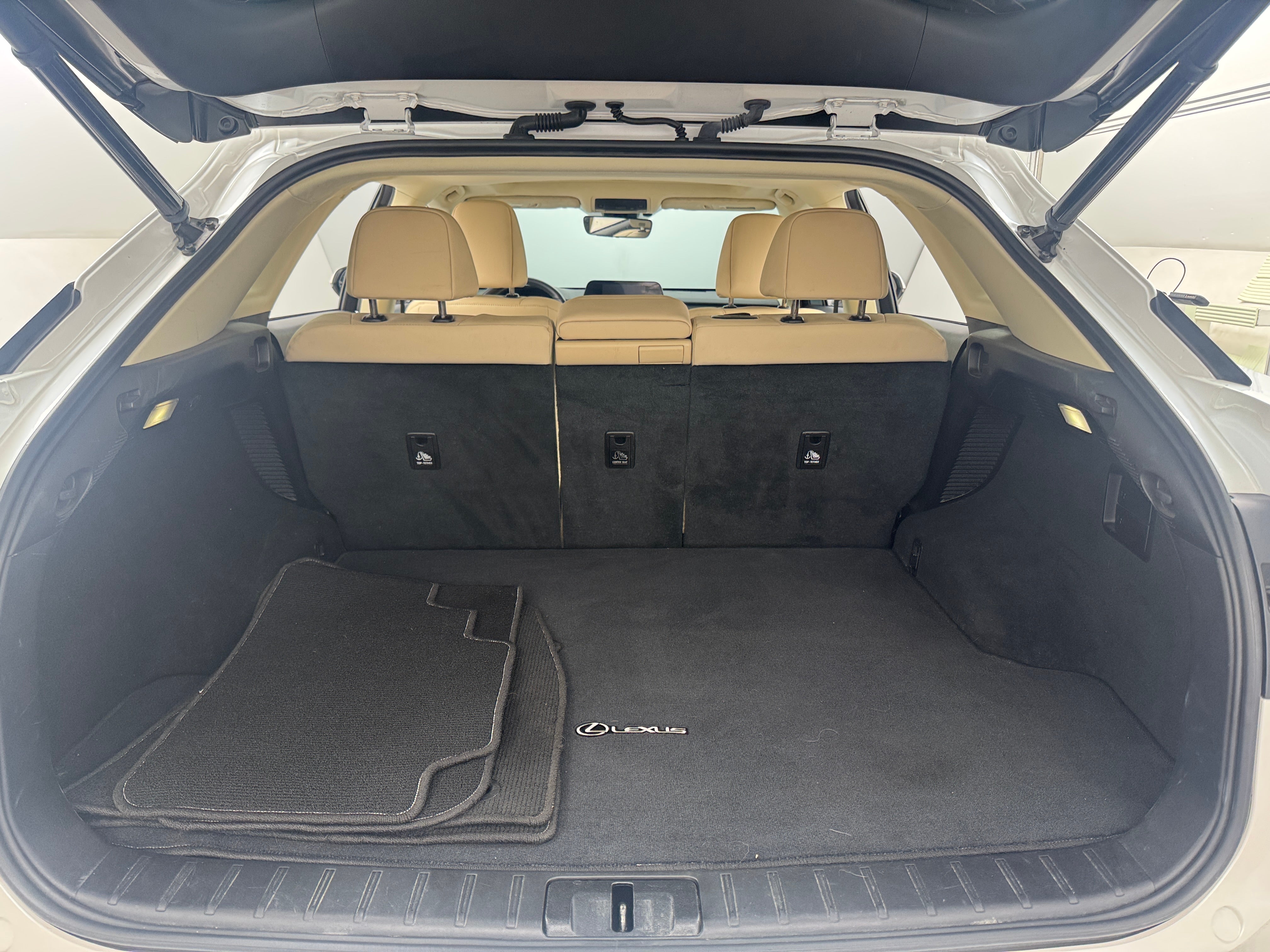 2022 Lexus RX Hybrid 450h 6