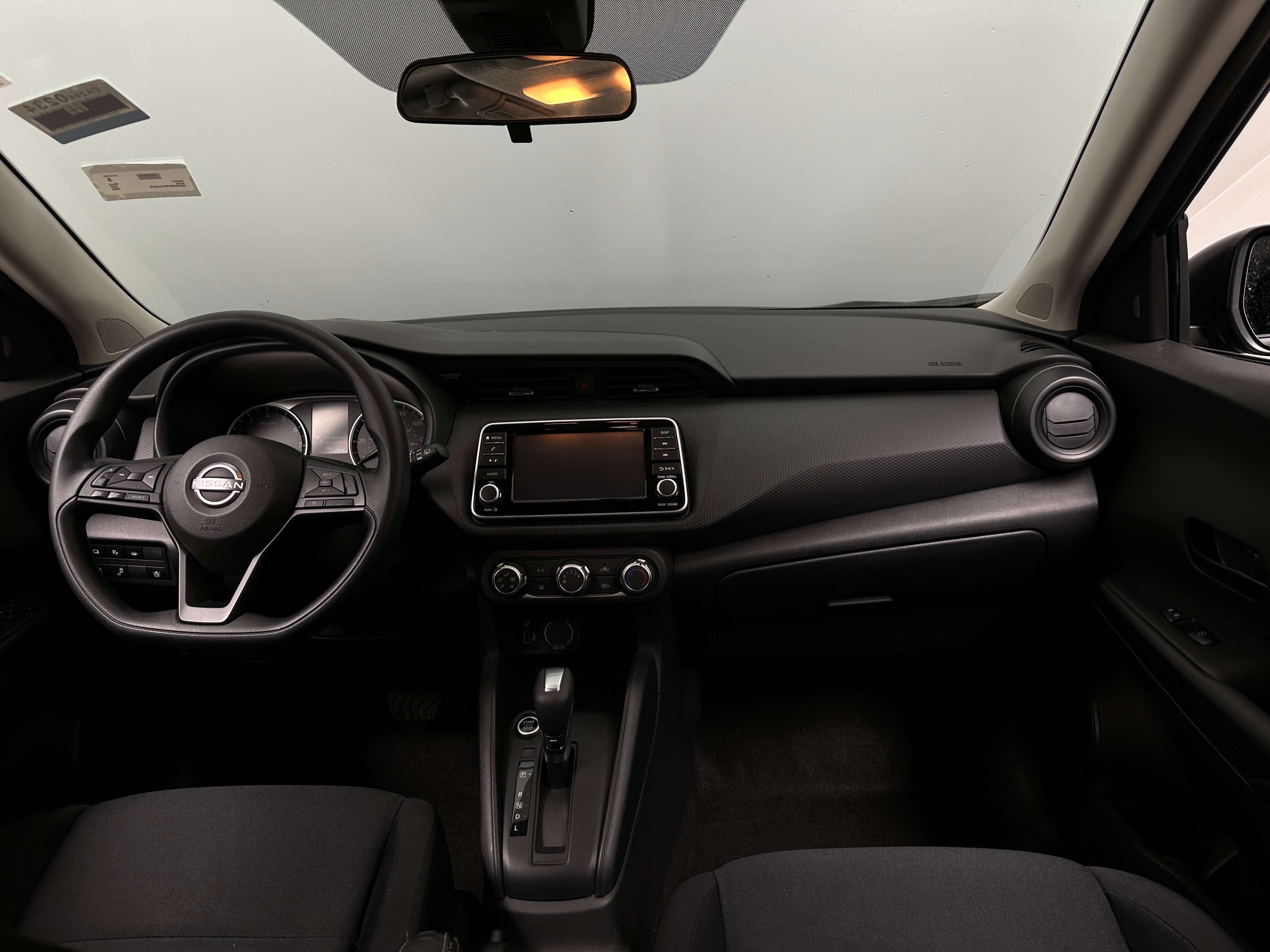 2023 Nissan Kicks S 3