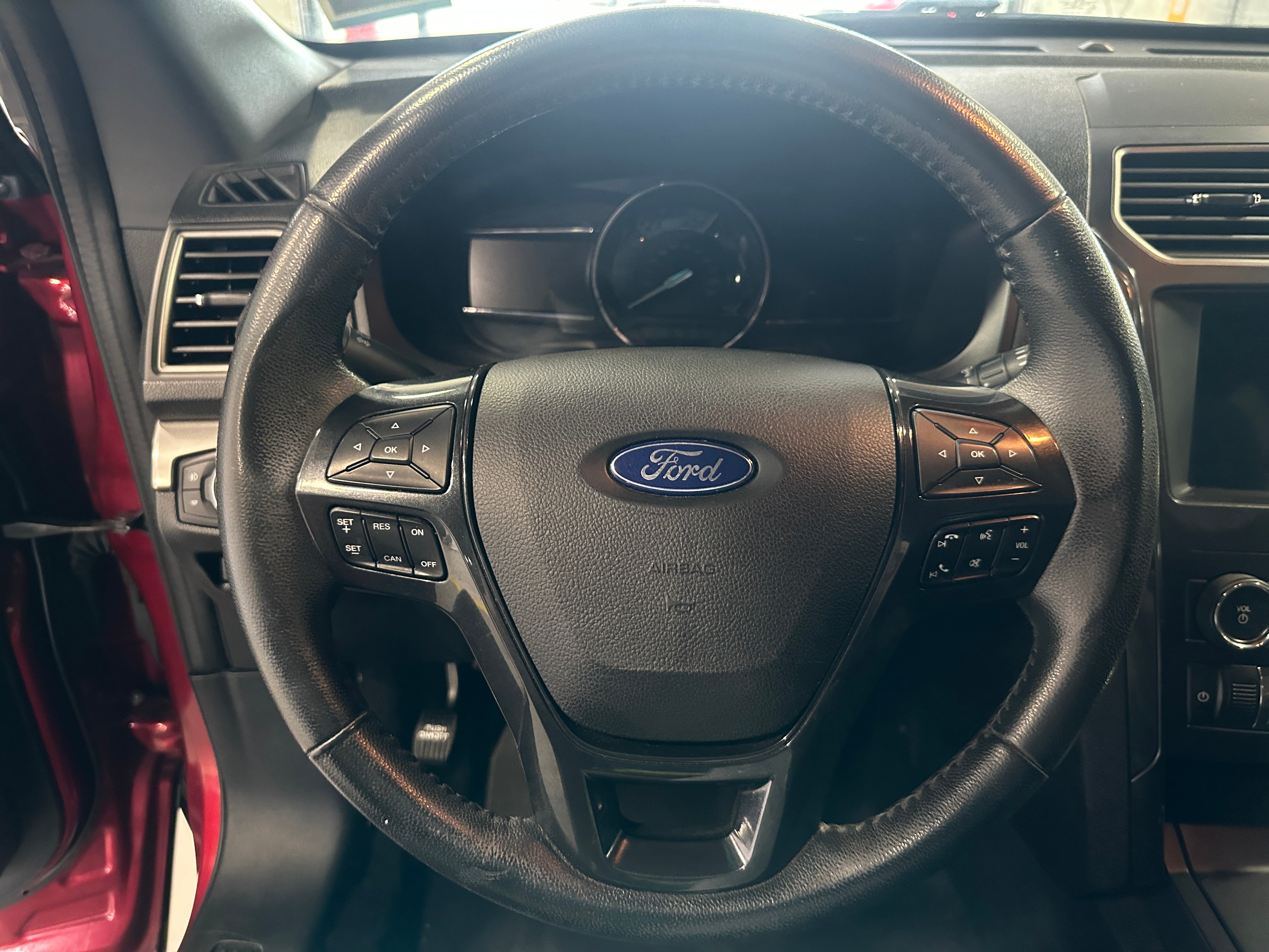 2019 Ford Explorer XLT 5