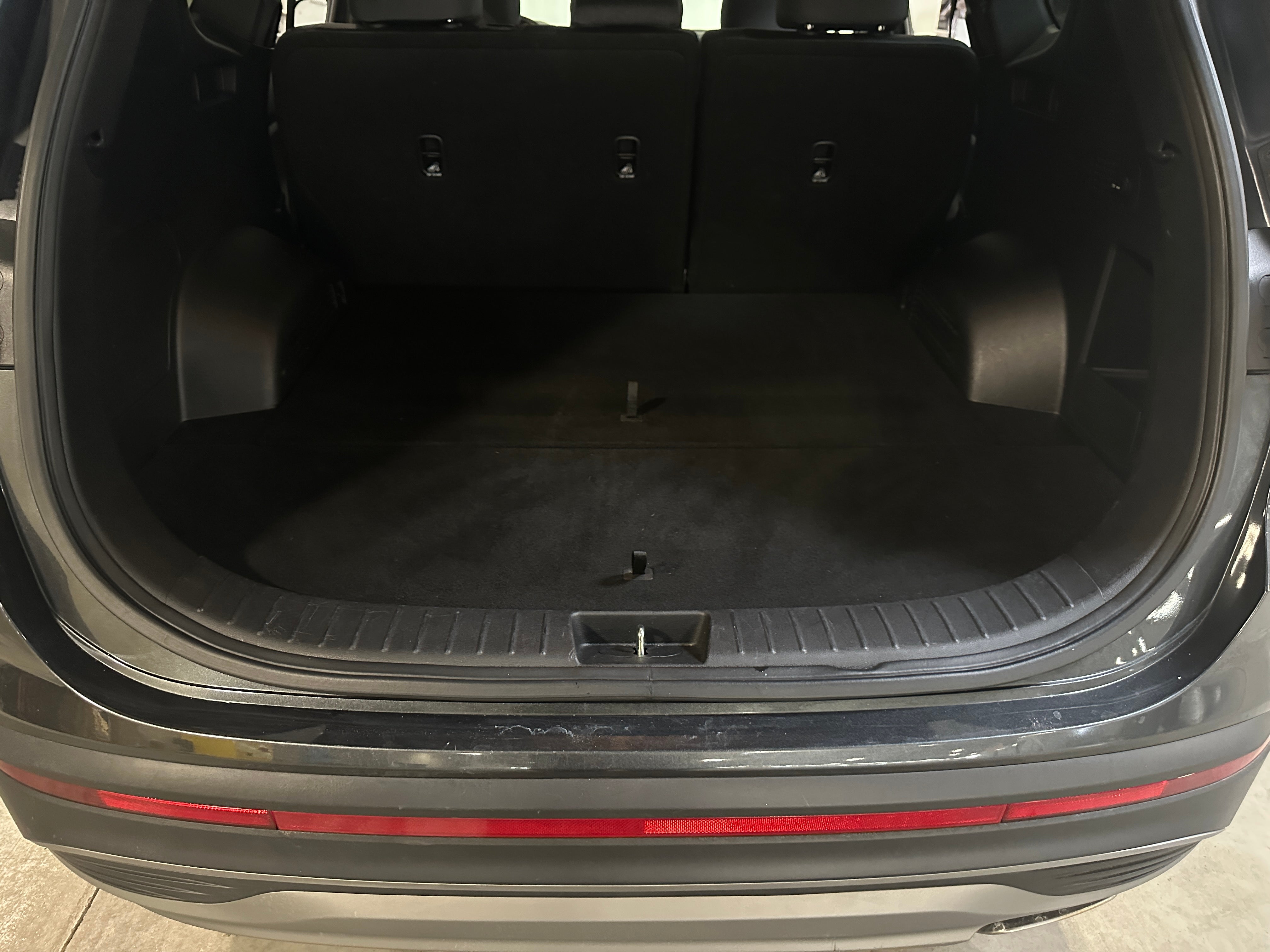 2023 Hyundai Santa Fe SEL 7