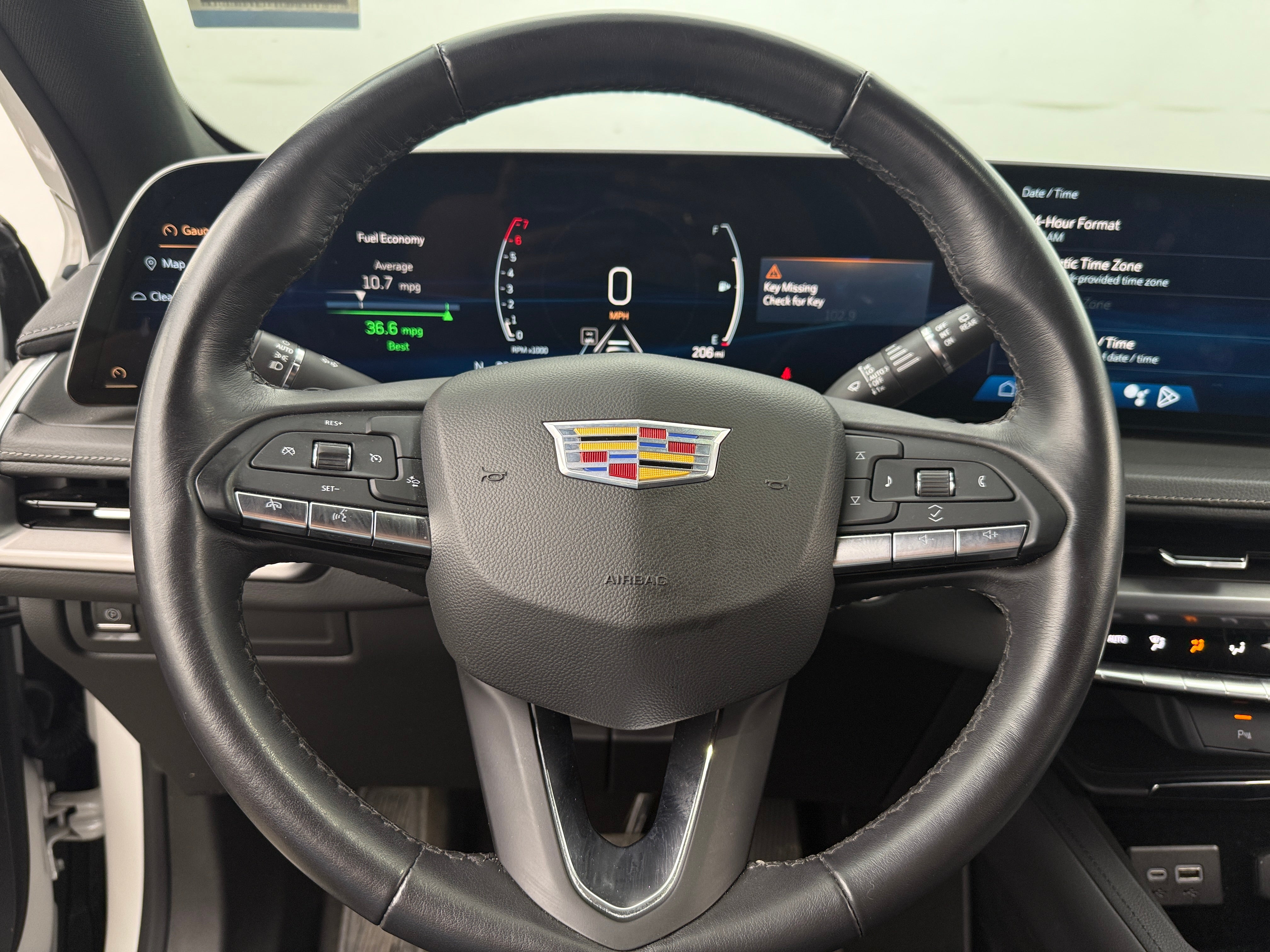 2024 Cadillac XT4 Premium Luxury 4