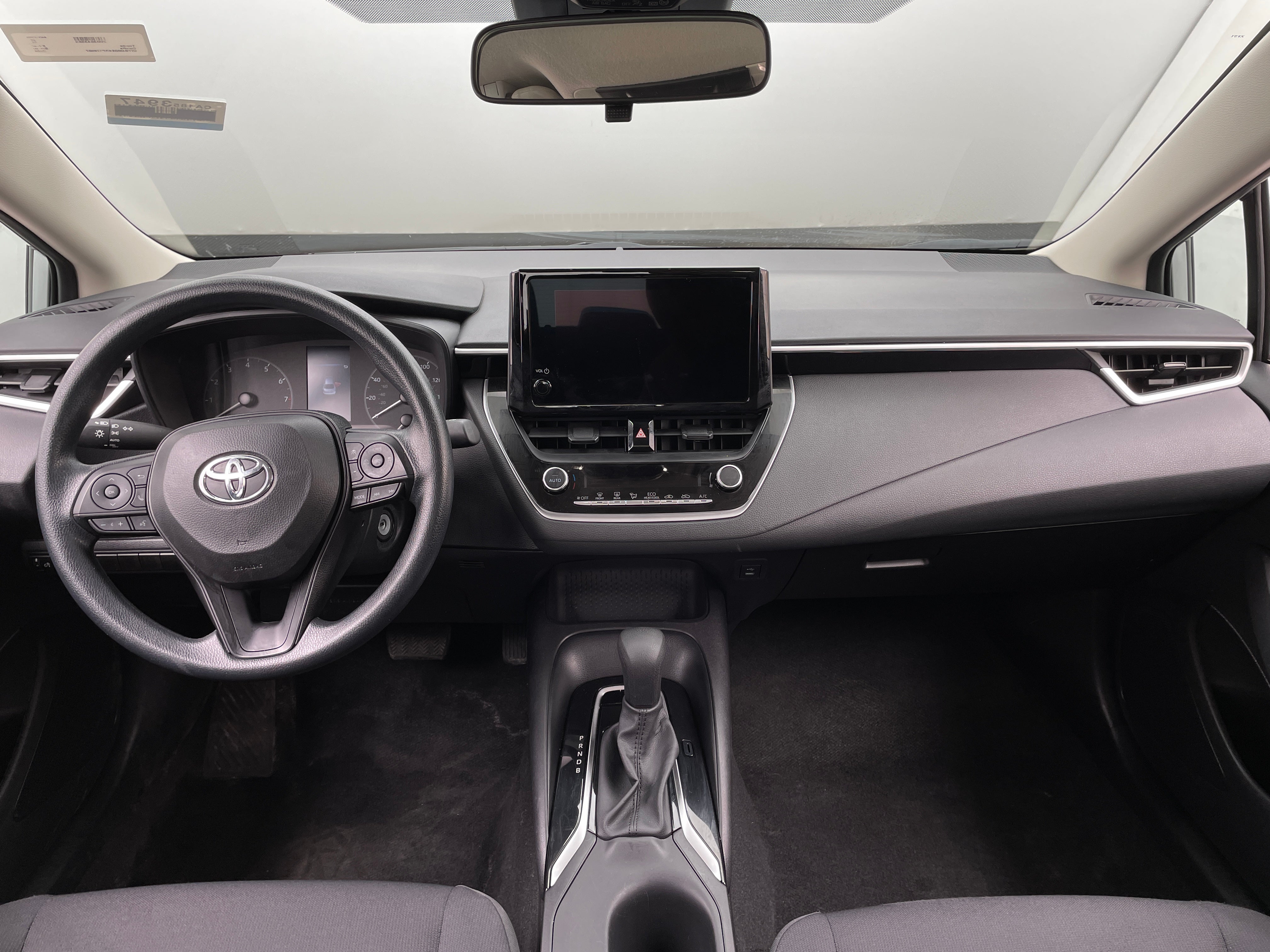 2024 Toyota Corolla LE 3