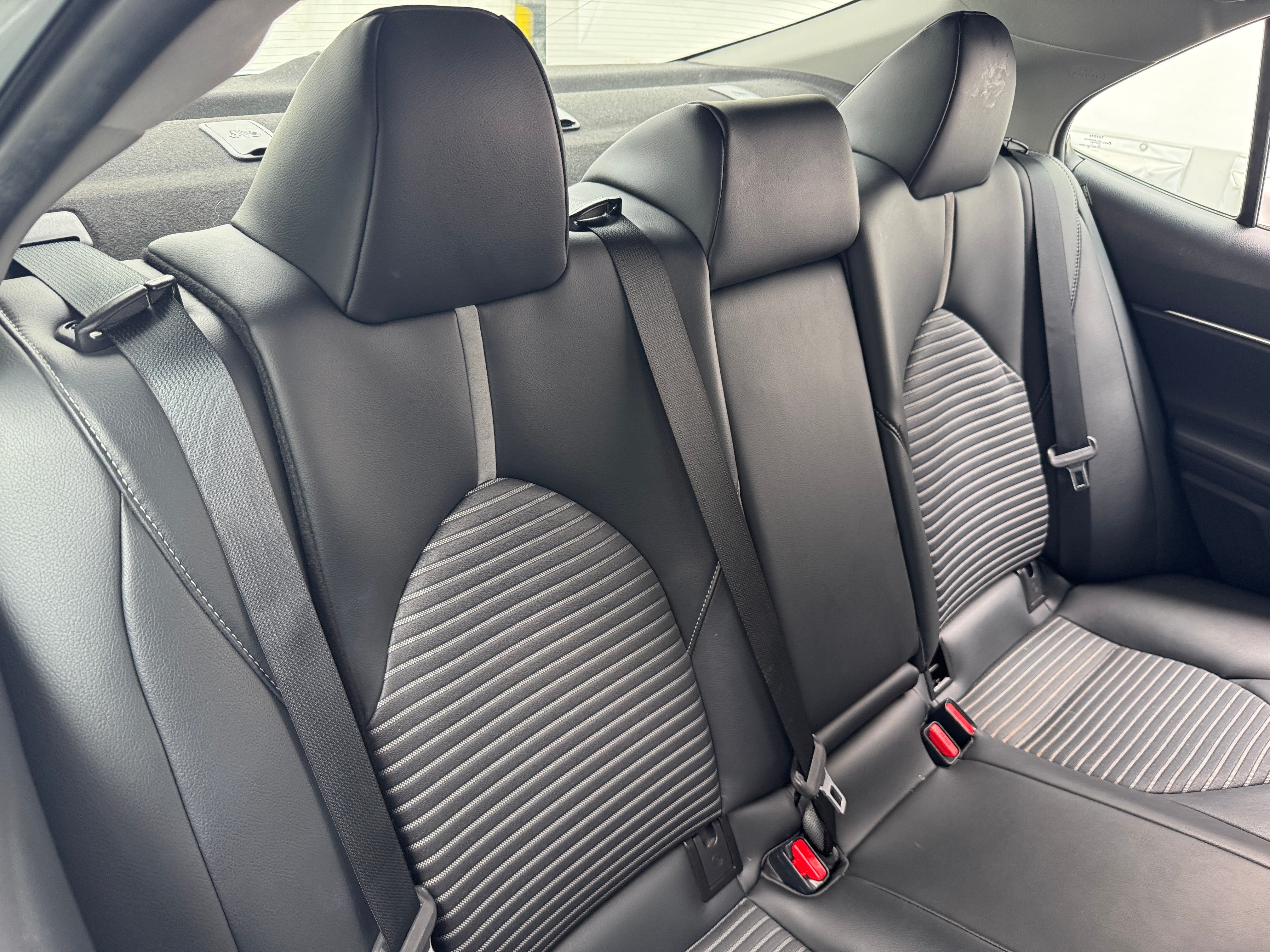 2020 Toyota Camry SE 5
