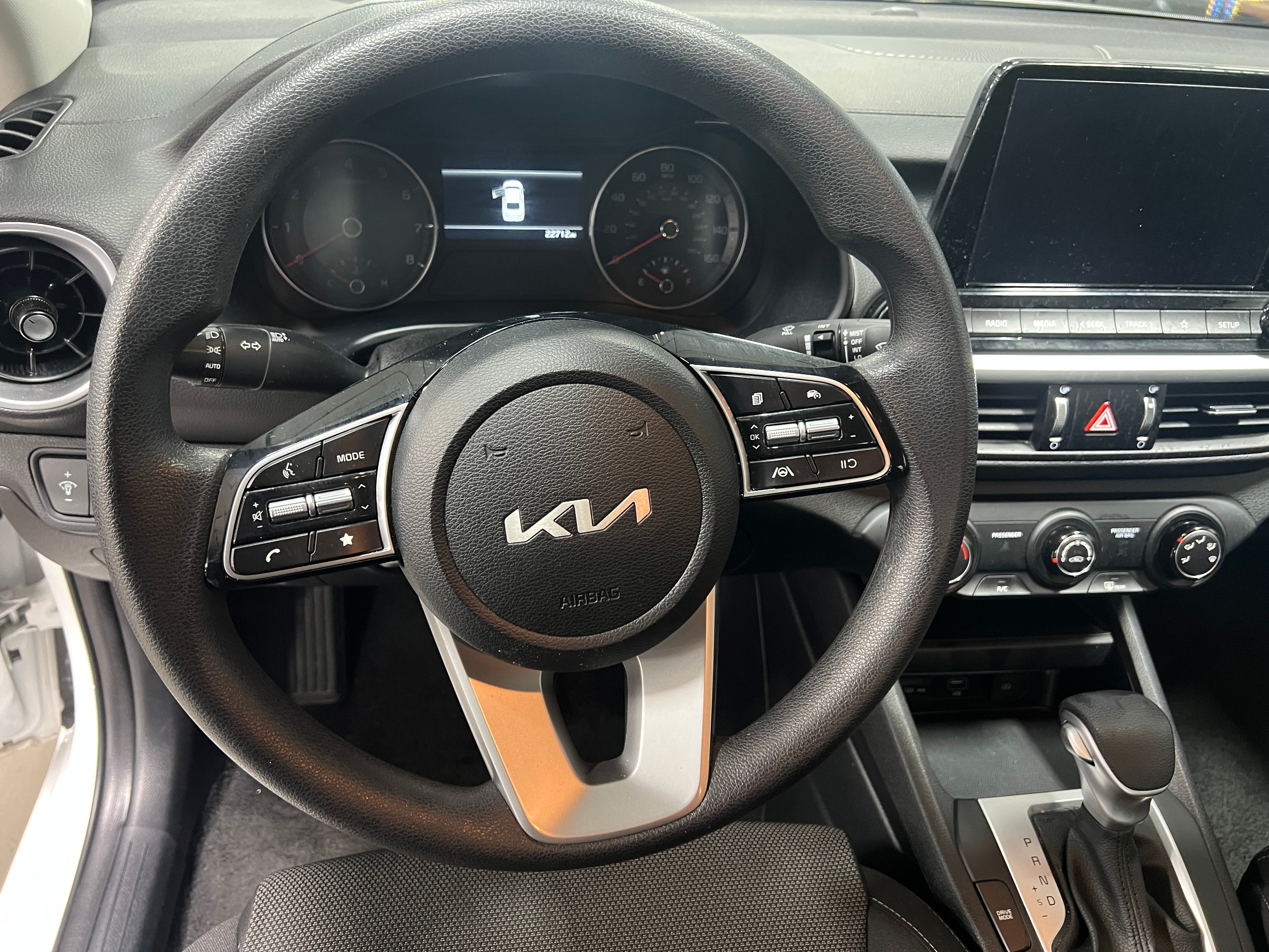 2024 Kia Forte LXS 5