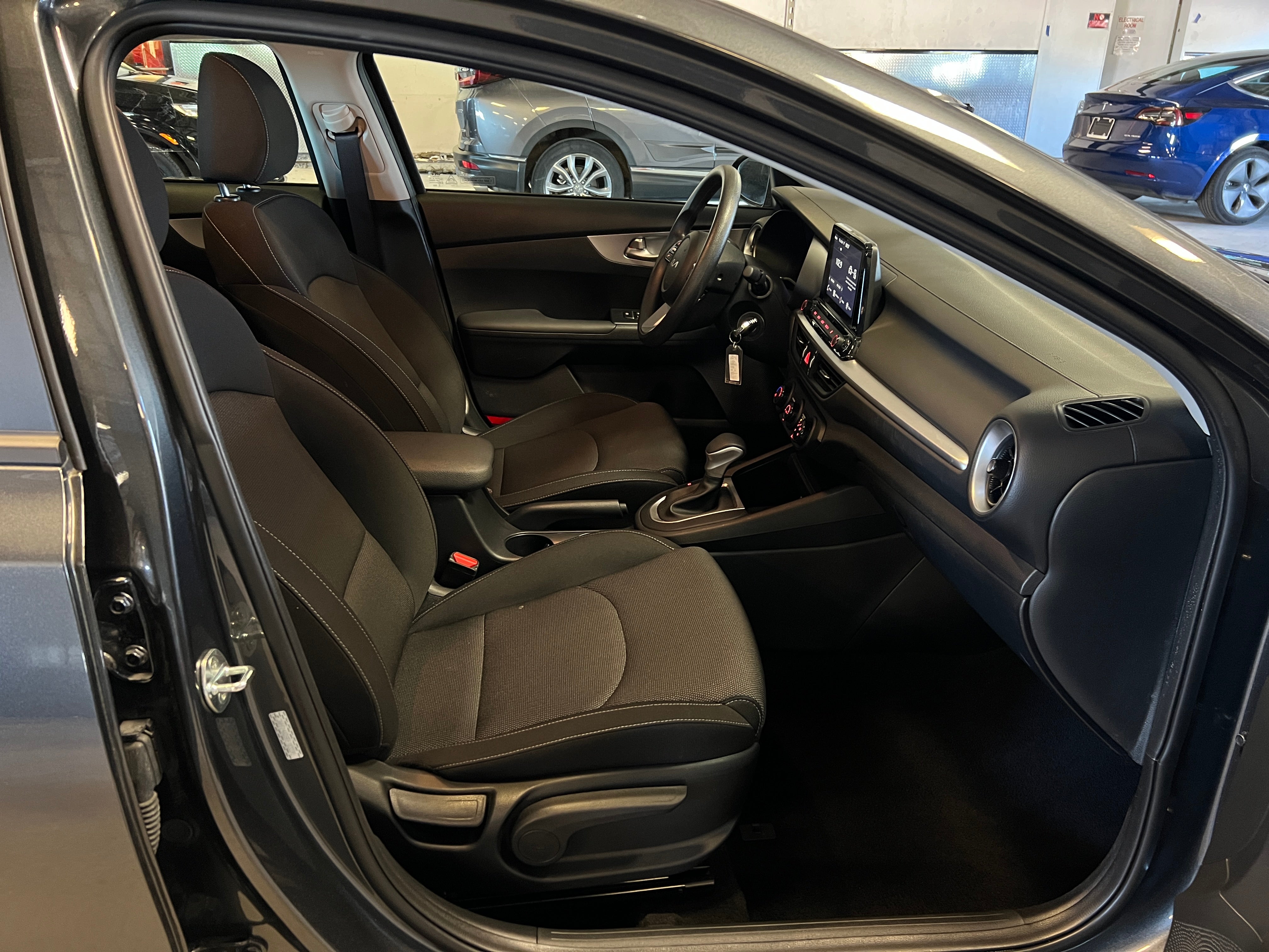 2024 Kia Forte LXS 2